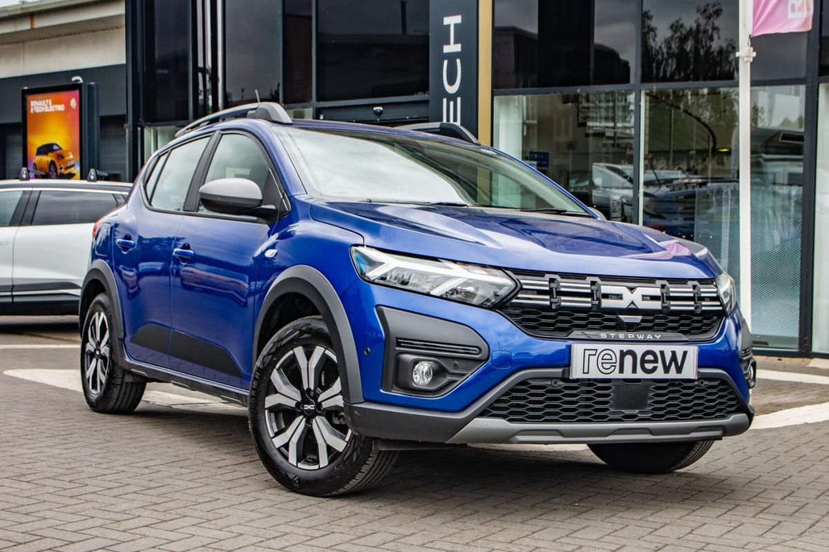 Main listing image - Dacia Sandero Stepway