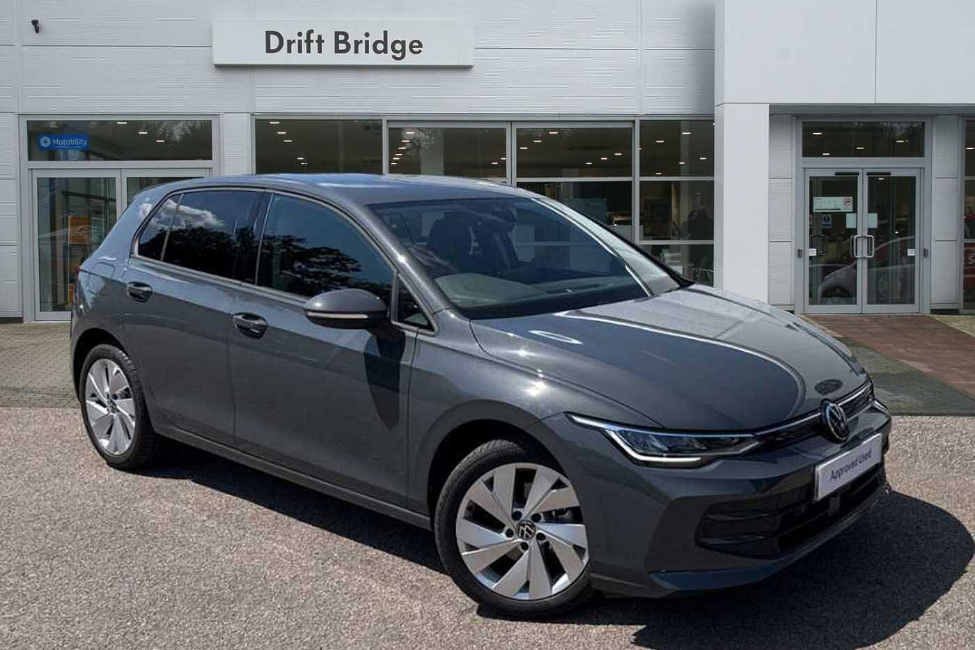 Main listing image - Volkswagen Golf