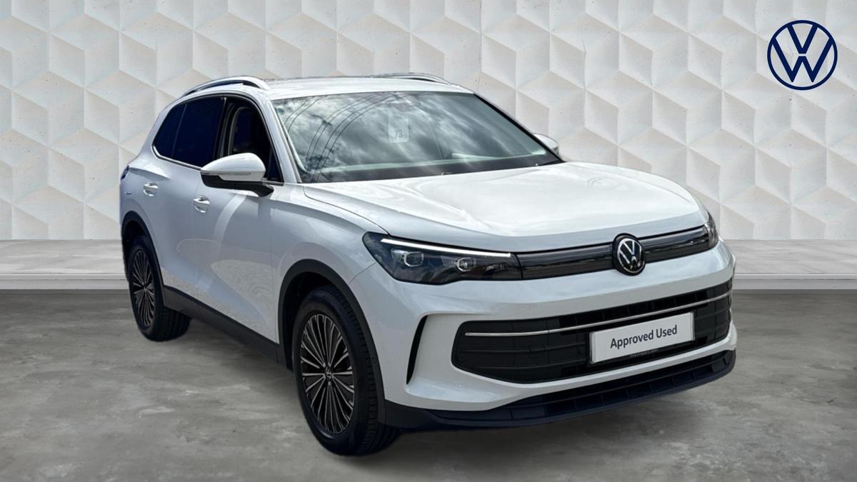 Main listing image - Volkswagen Tiguan