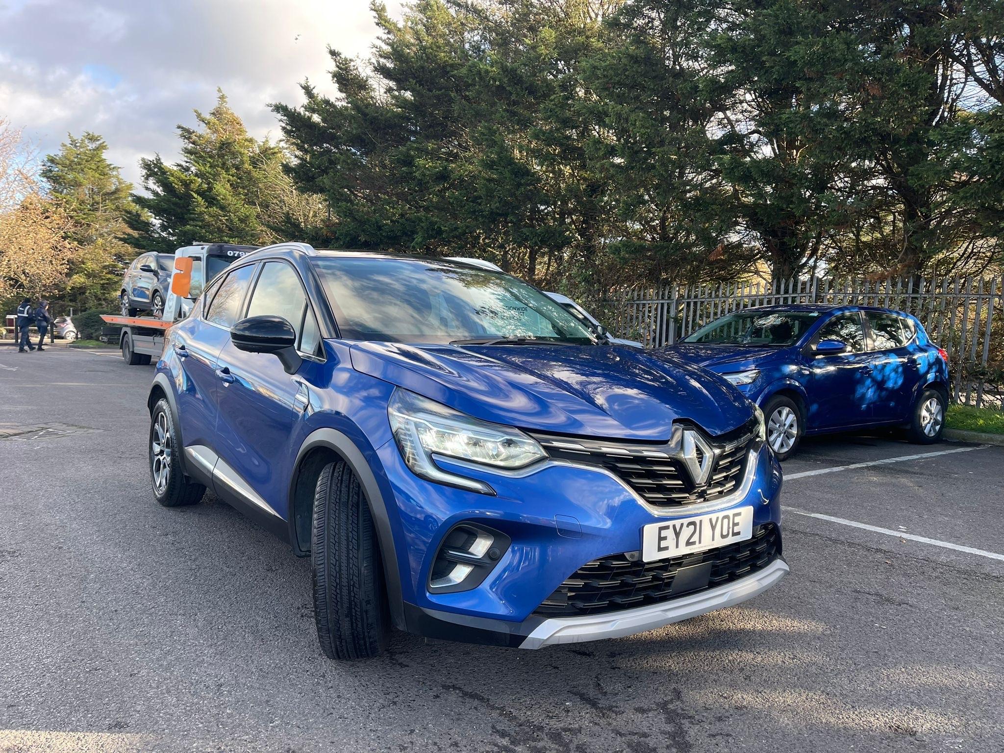 Main listing image - Renault Captur