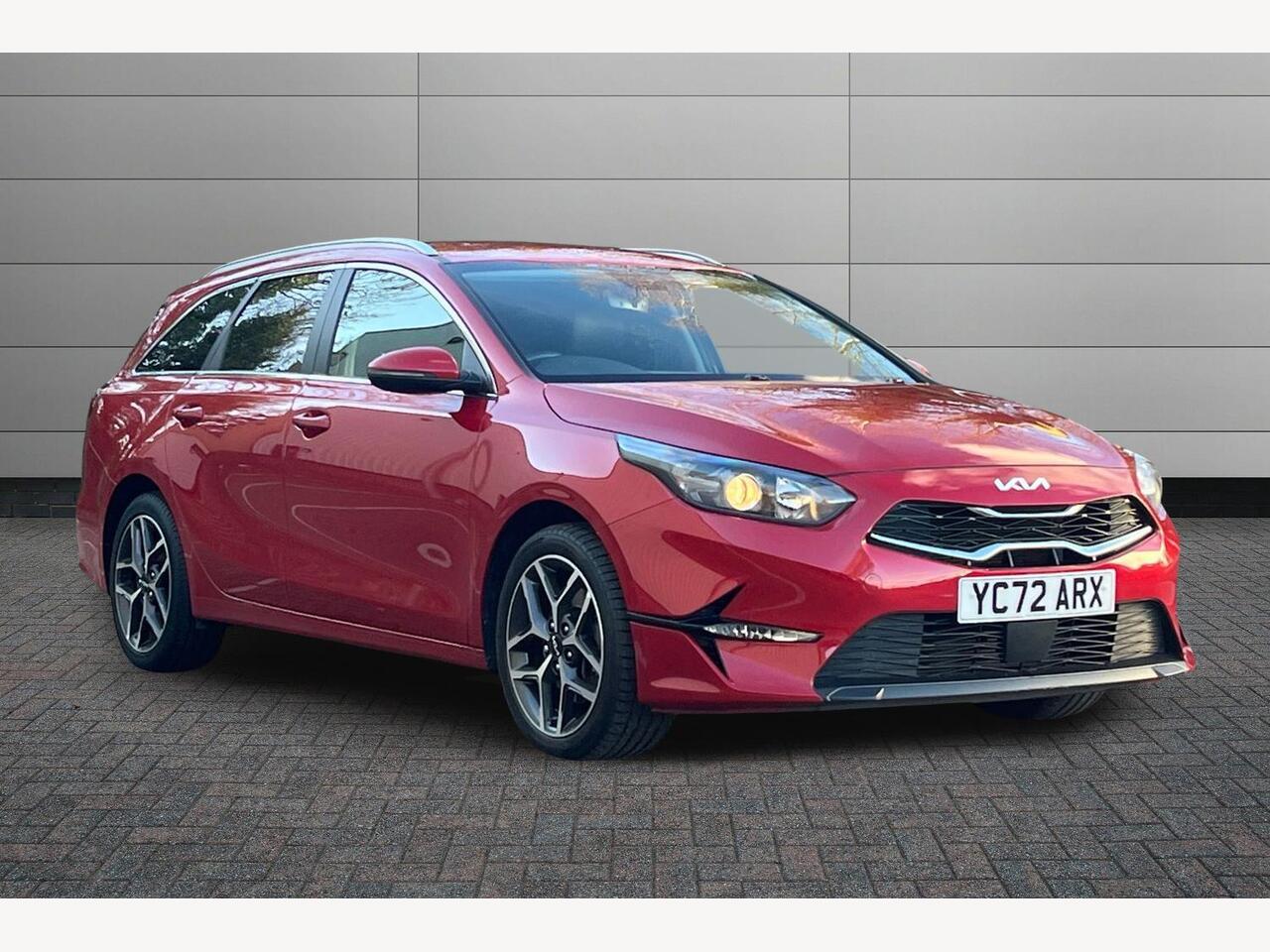 Main listing image - Kia Ceed SW
