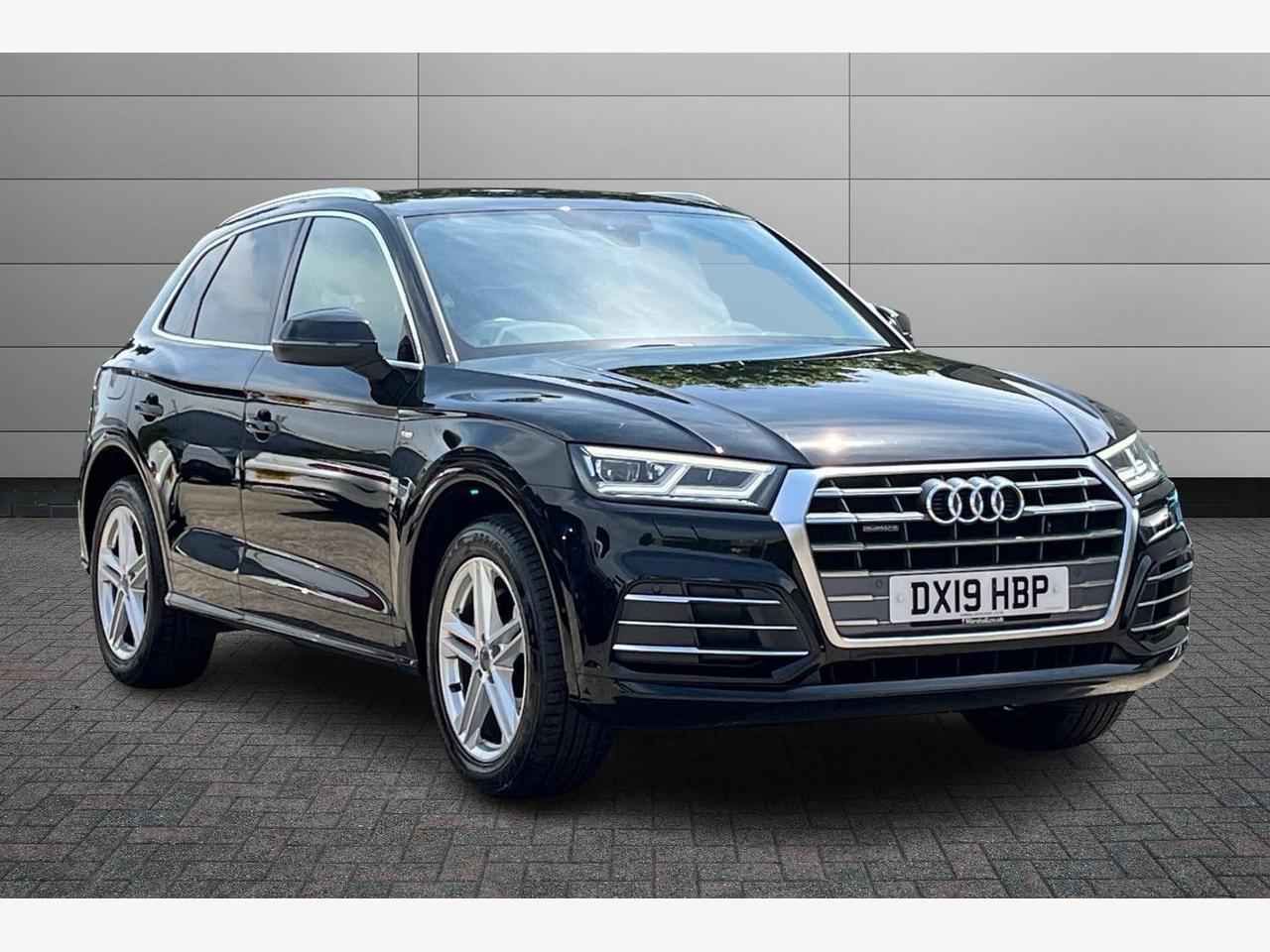 Main listing image - Audi Q5