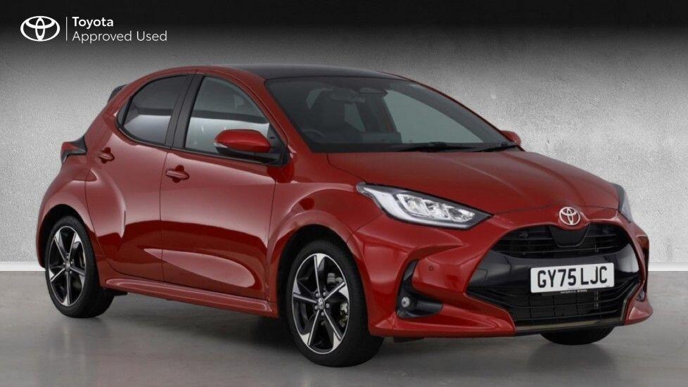 Main listing image - Toyota Yaris