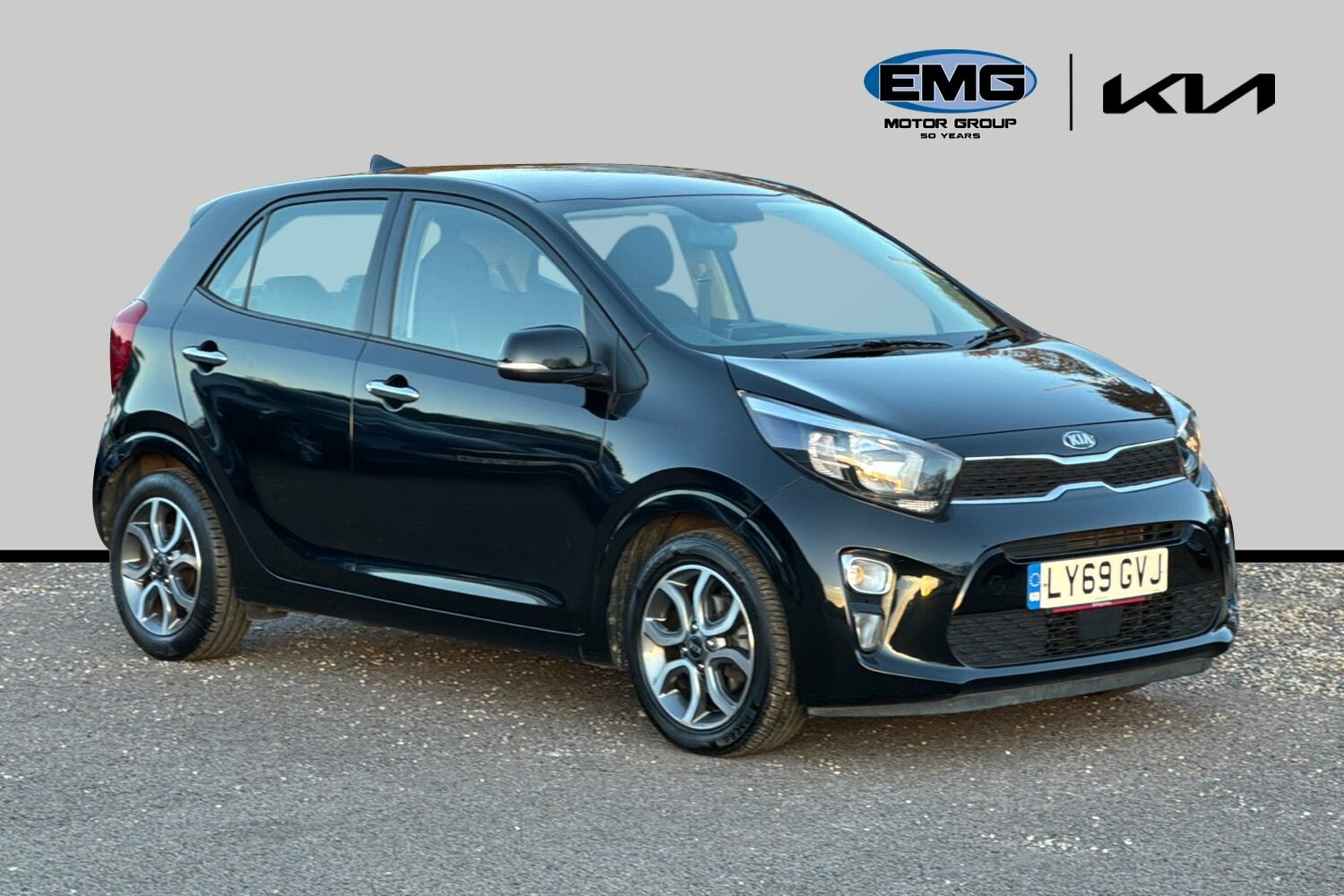 Main listing image - Kia Picanto