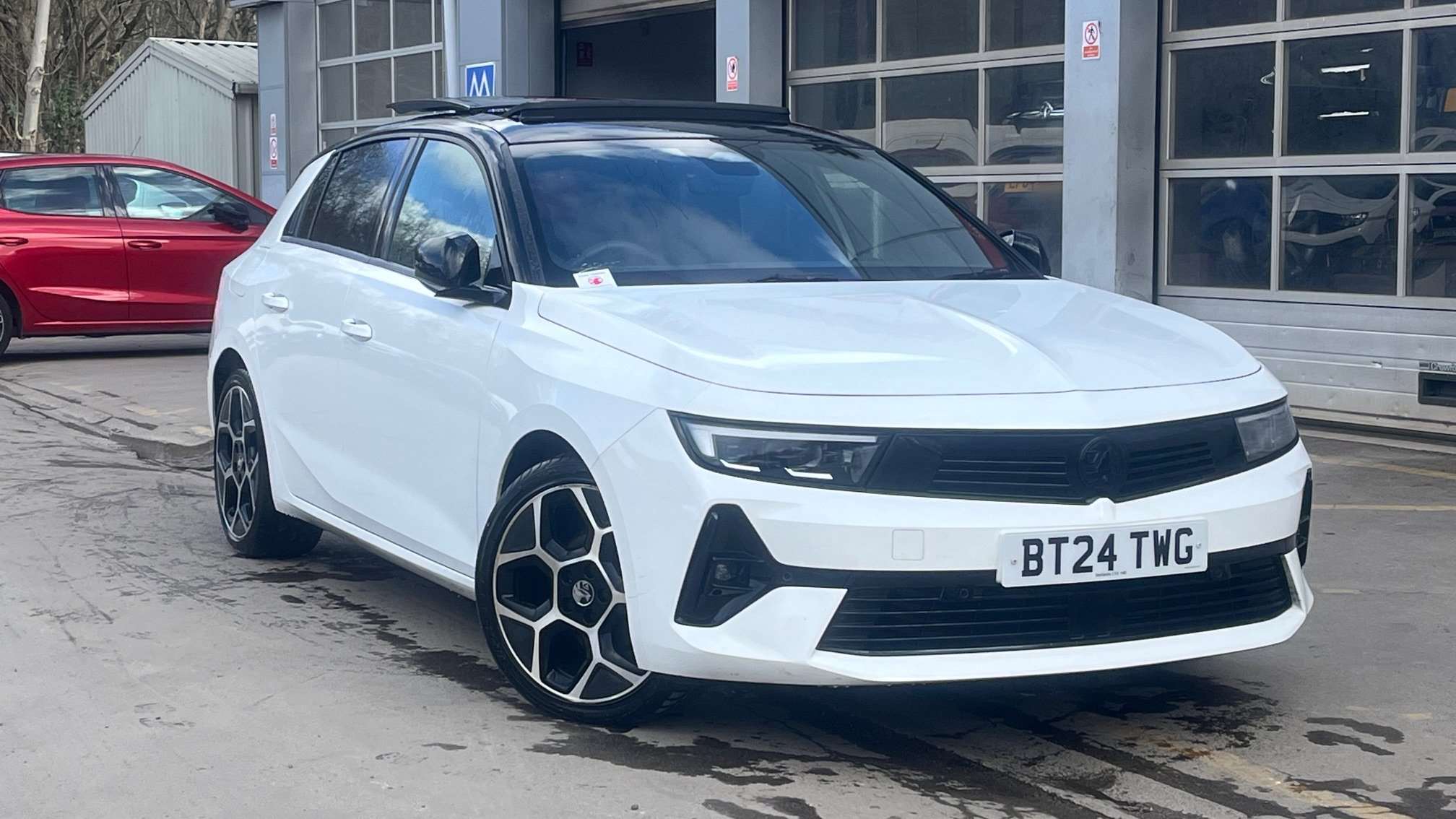 Main listing image - Vauxhall Astra