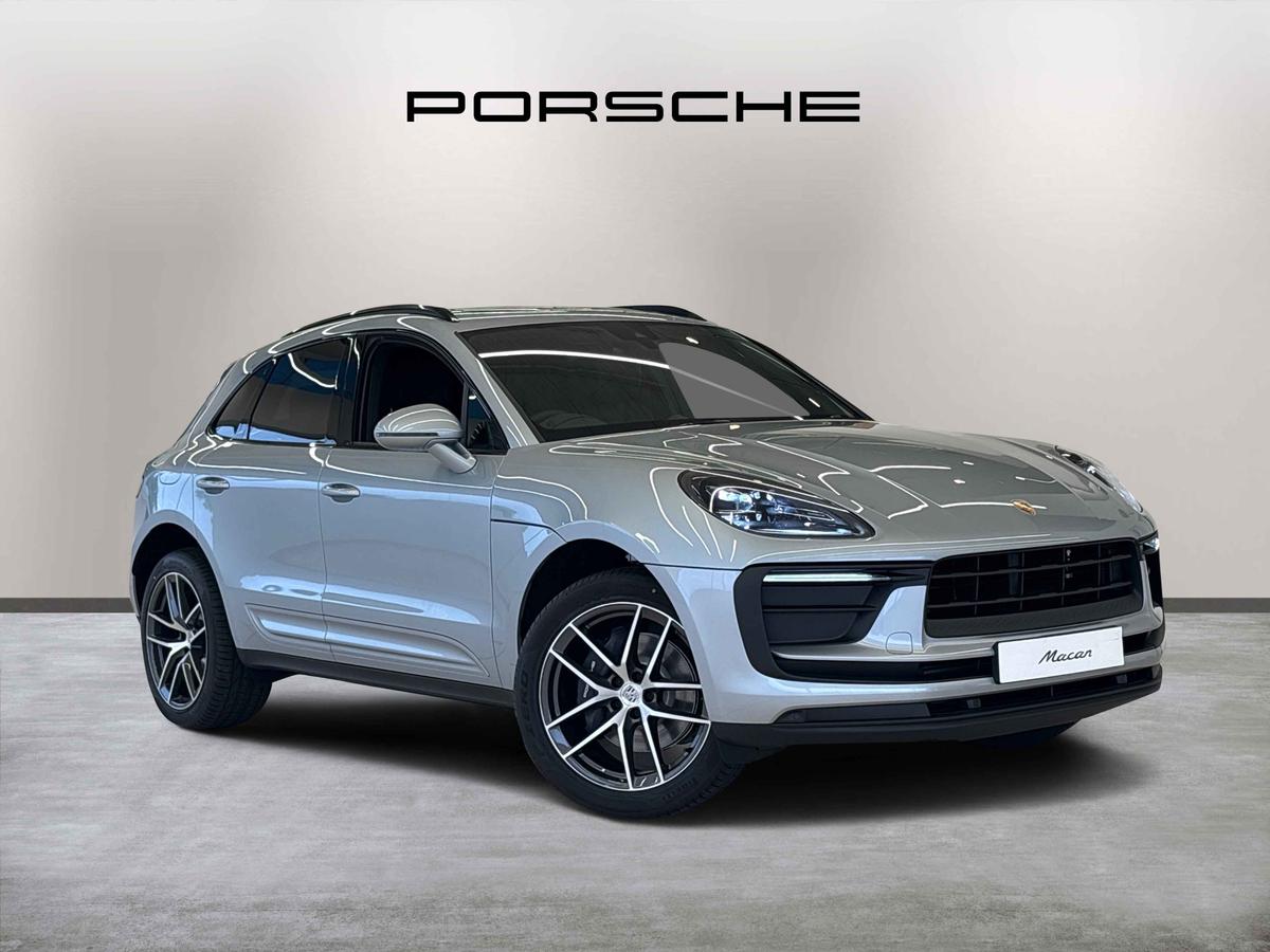 Main listing image - Porsche Macan