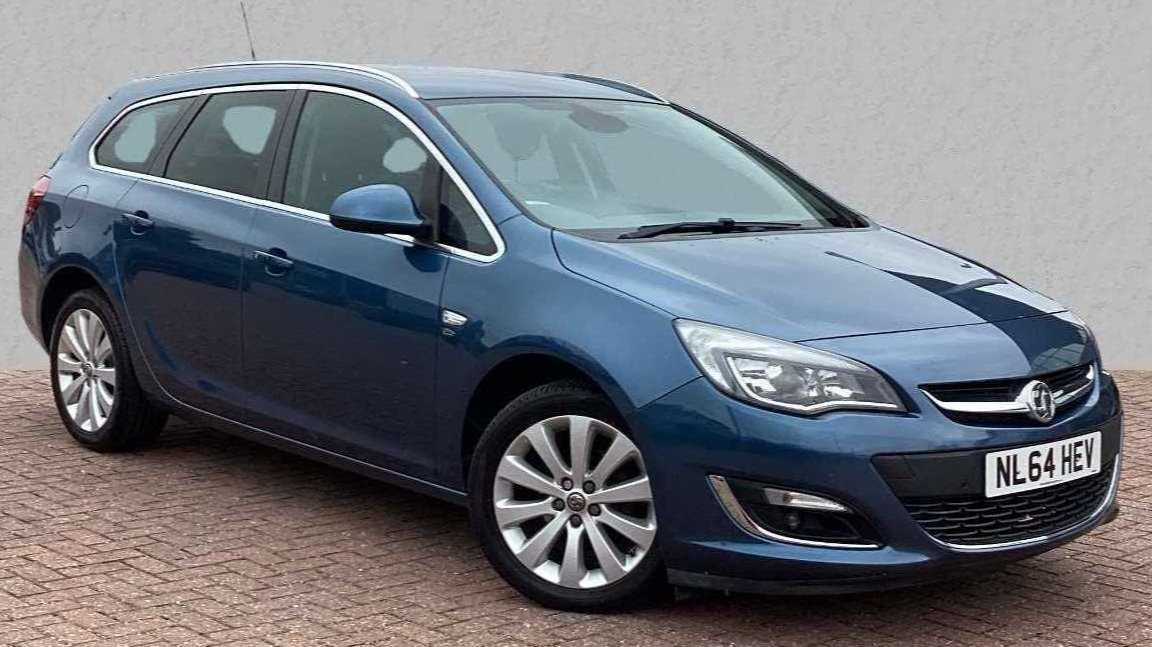 Main listing image - Vauxhall Astra Sports Tourer