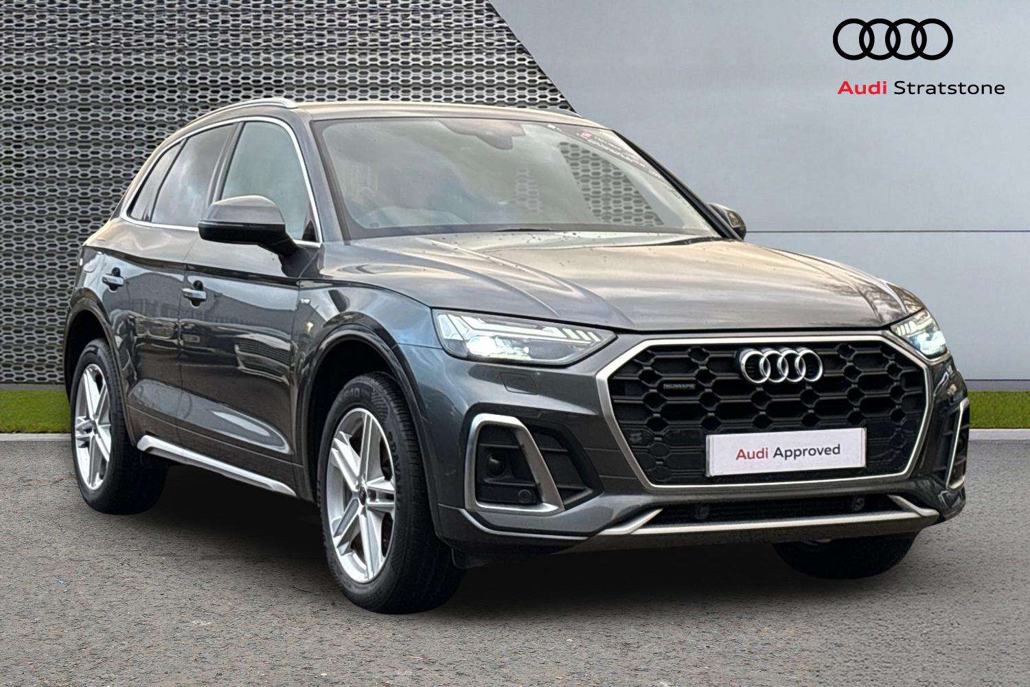Main listing image - Audi Q5