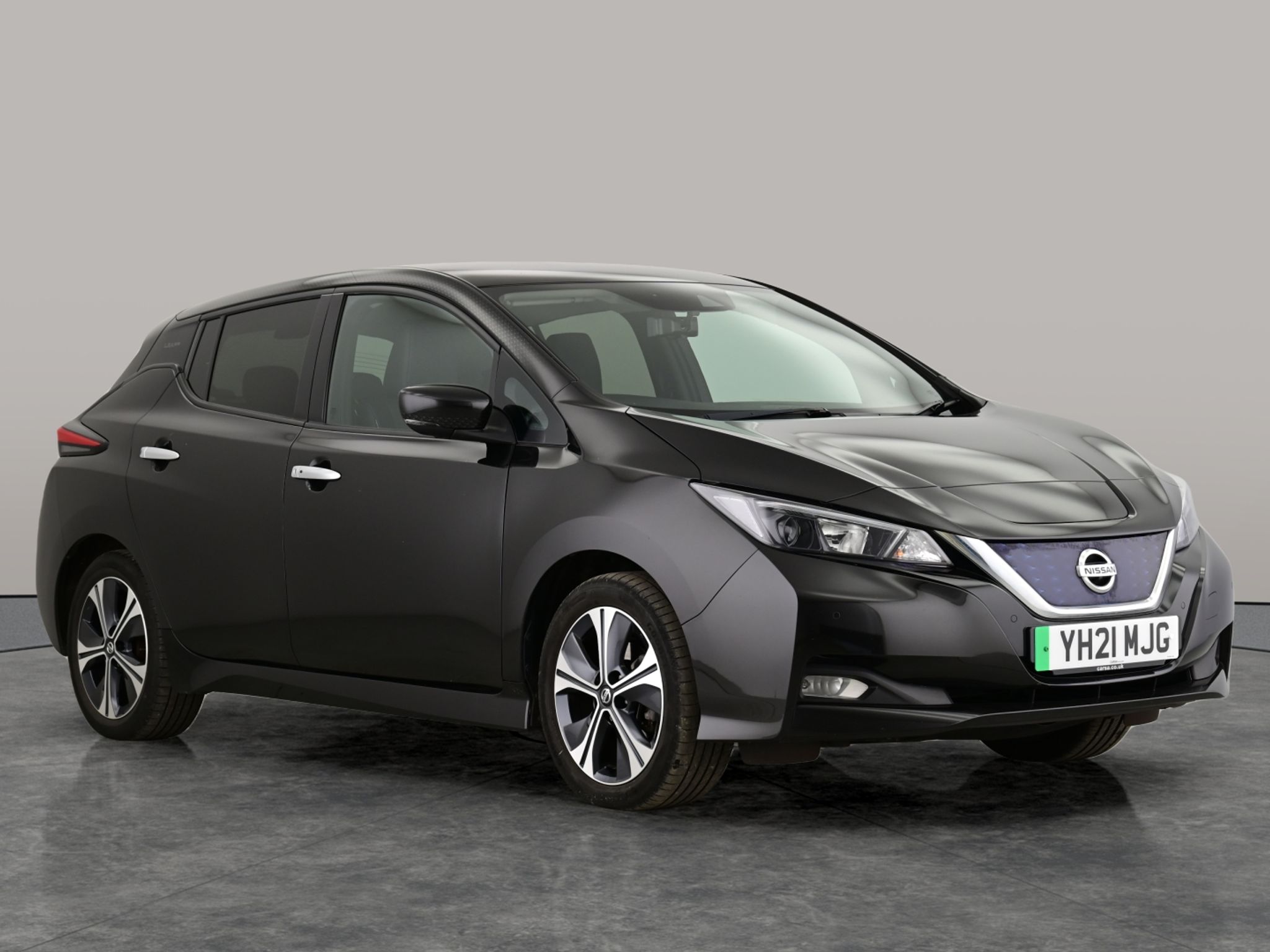 Main listing image - Nissan Leaf