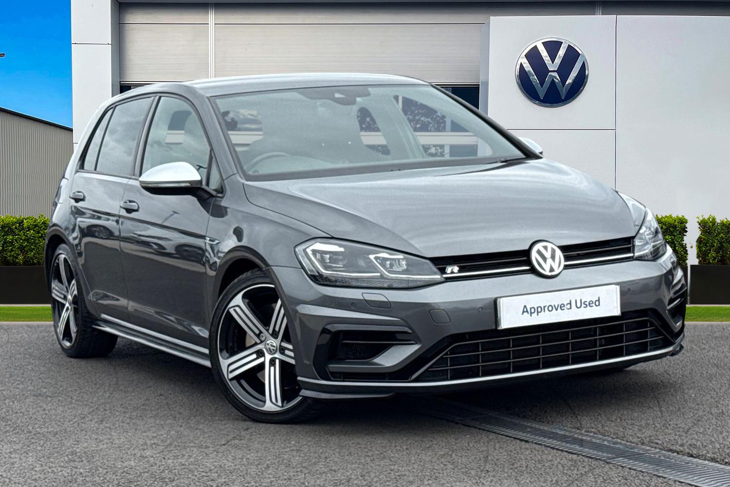 Main listing image - Volkswagen Golf R