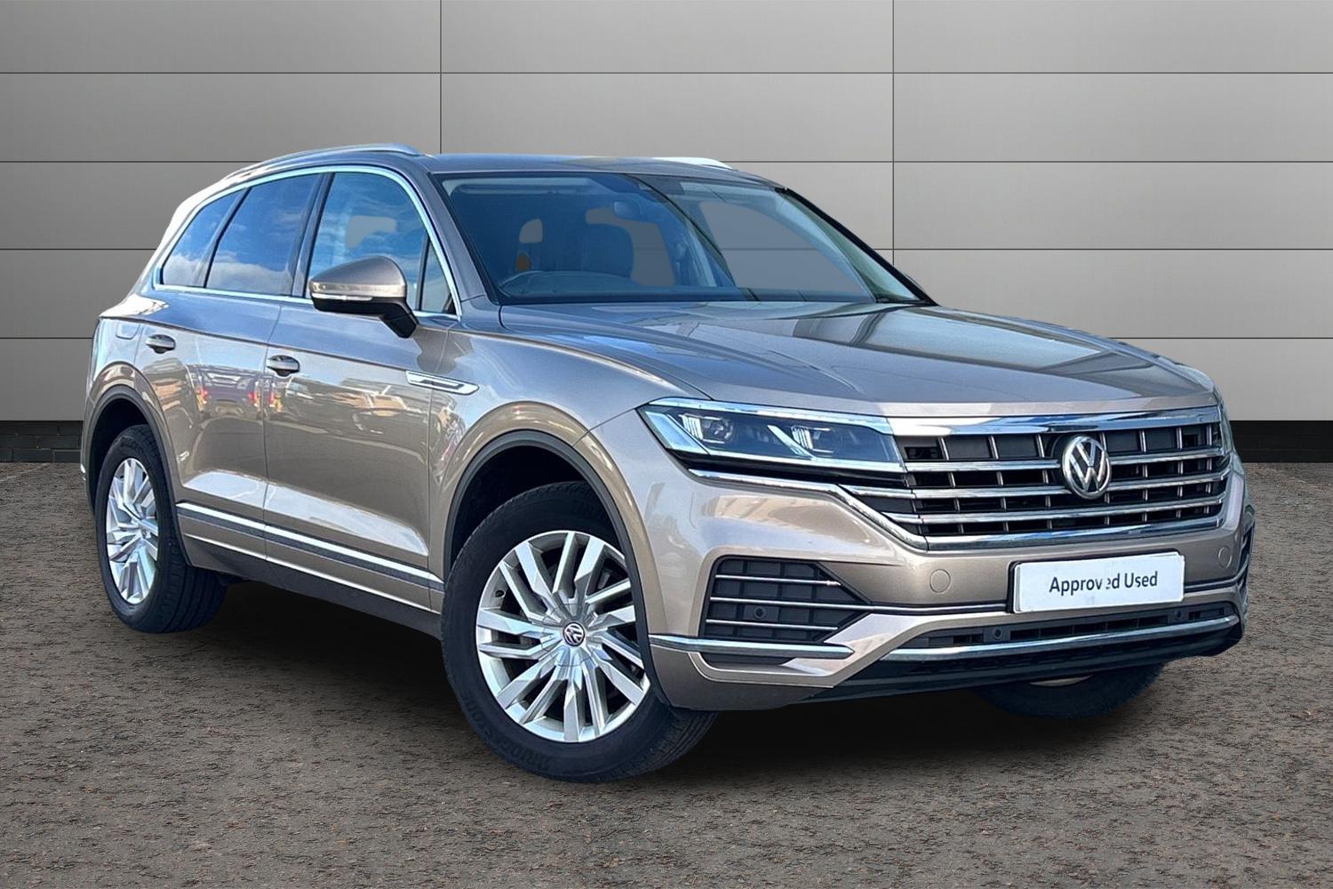 Main listing image - Volkswagen Touareg