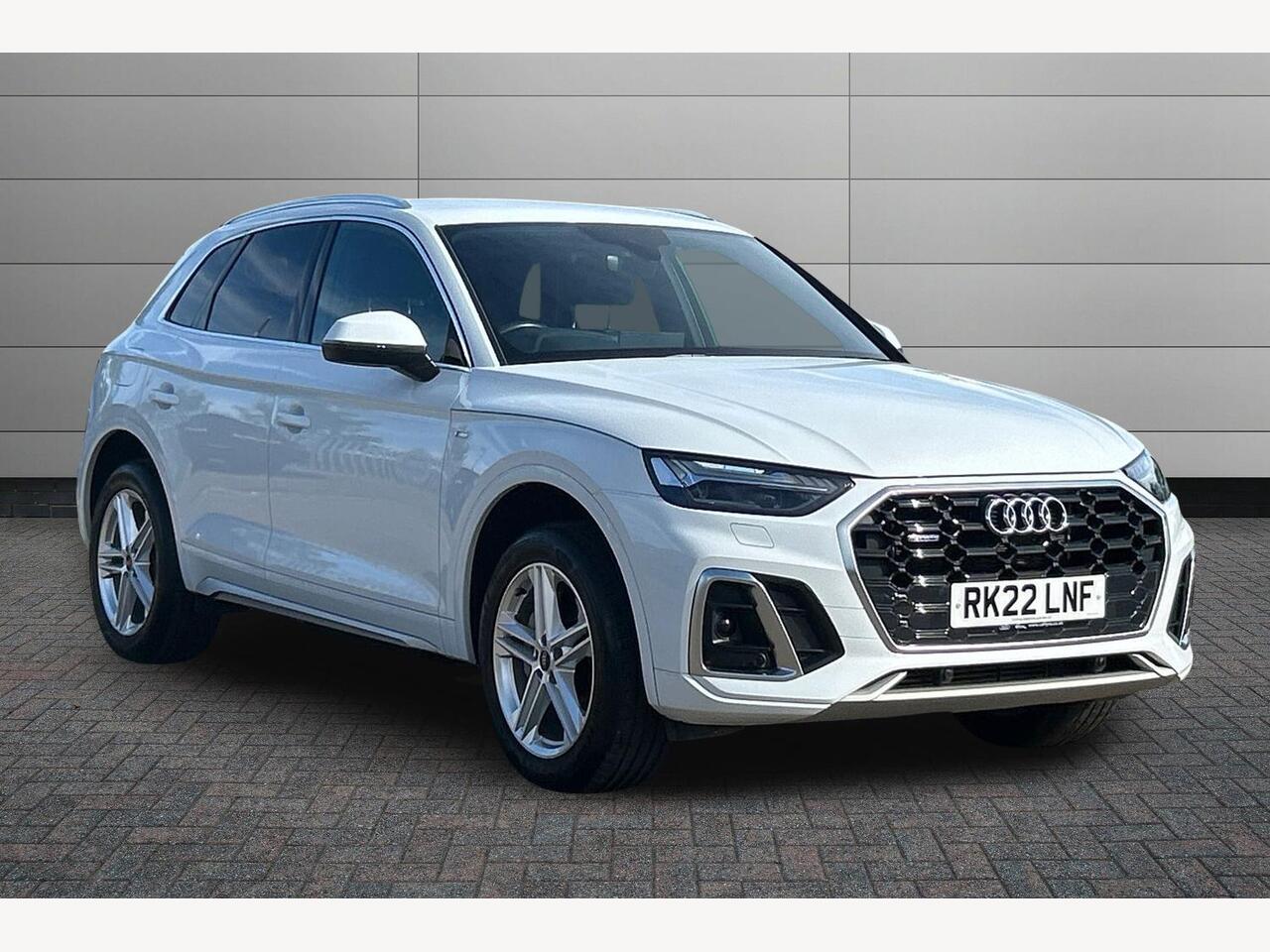 Main listing image - Audi Q5