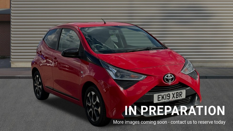 Main listing image - Toyota Aygo