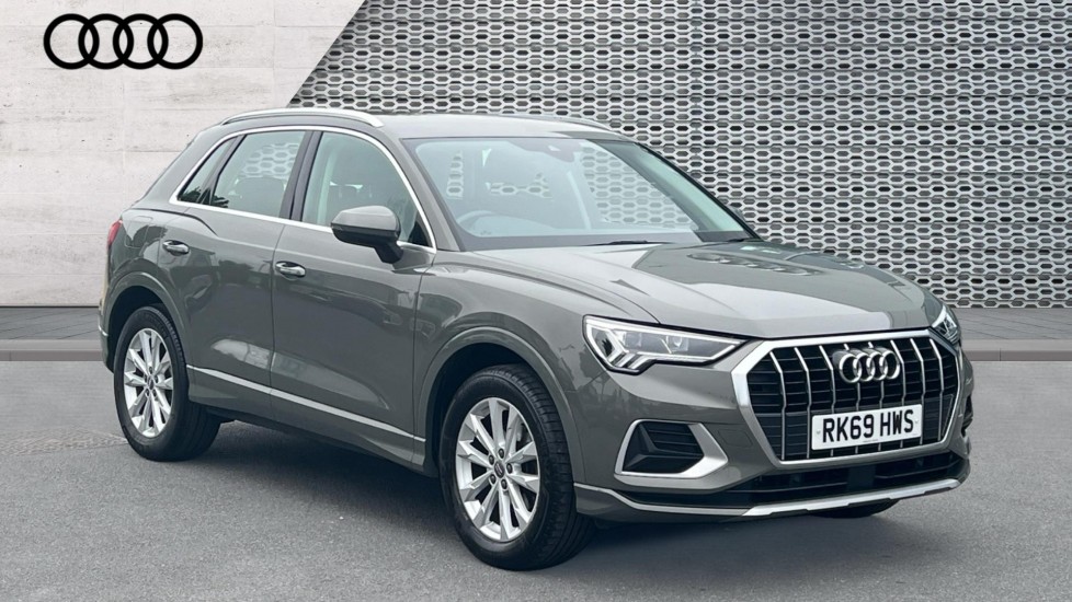 Main listing image - Audi Q3