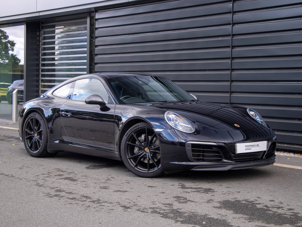 Main listing image - Porsche 911
