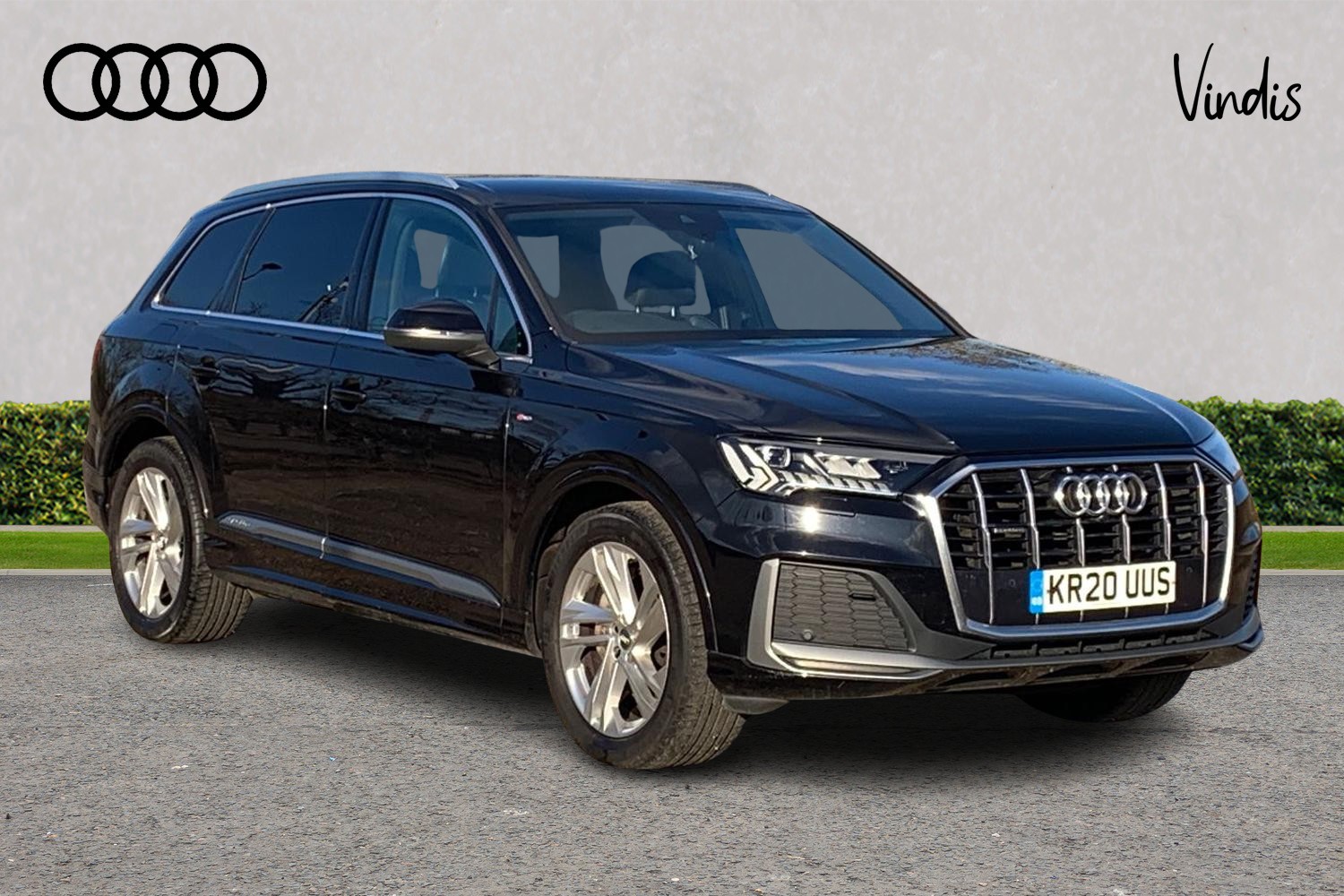 Main listing image - Audi Q7