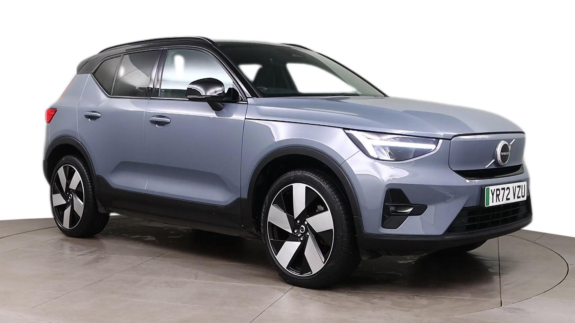 Main listing image - Volvo XC40 Recharge