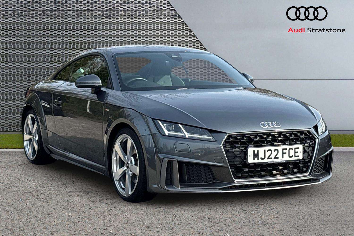 Main listing image - Audi TT