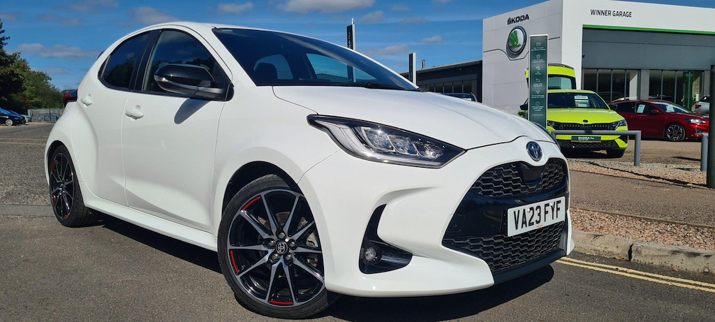 Main listing image - Toyota Yaris
