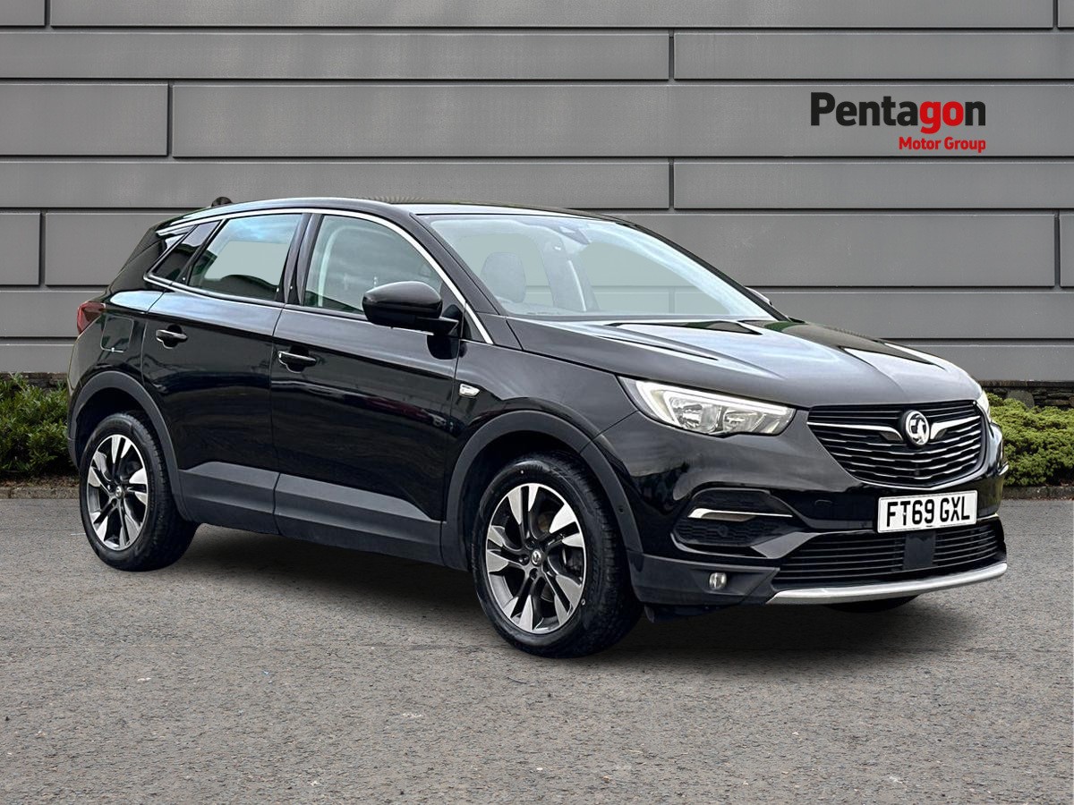 Main listing image - Vauxhall Grandland X