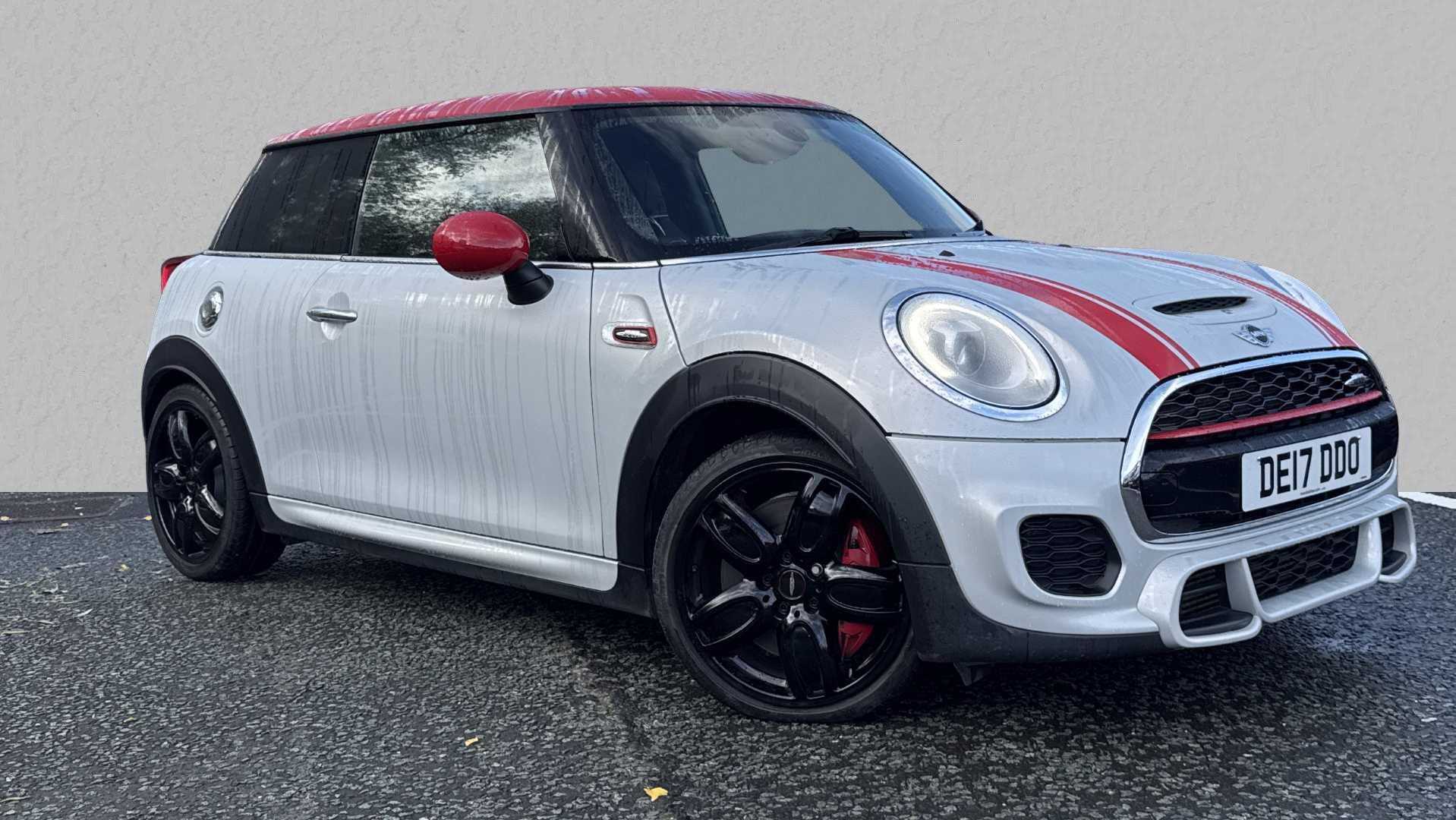 Main listing image - MINI Hatchback