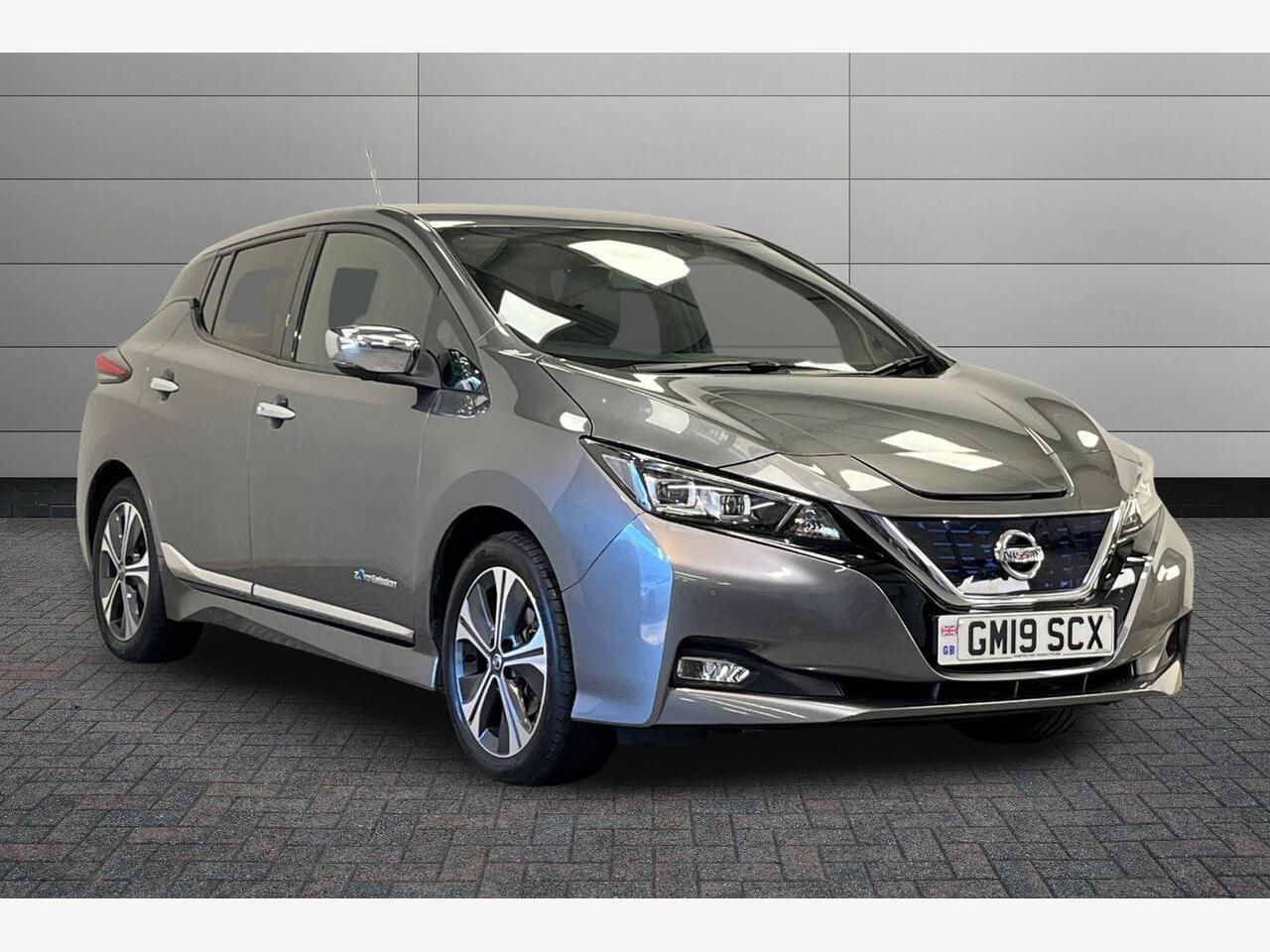 Main listing image - Nissan Leaf