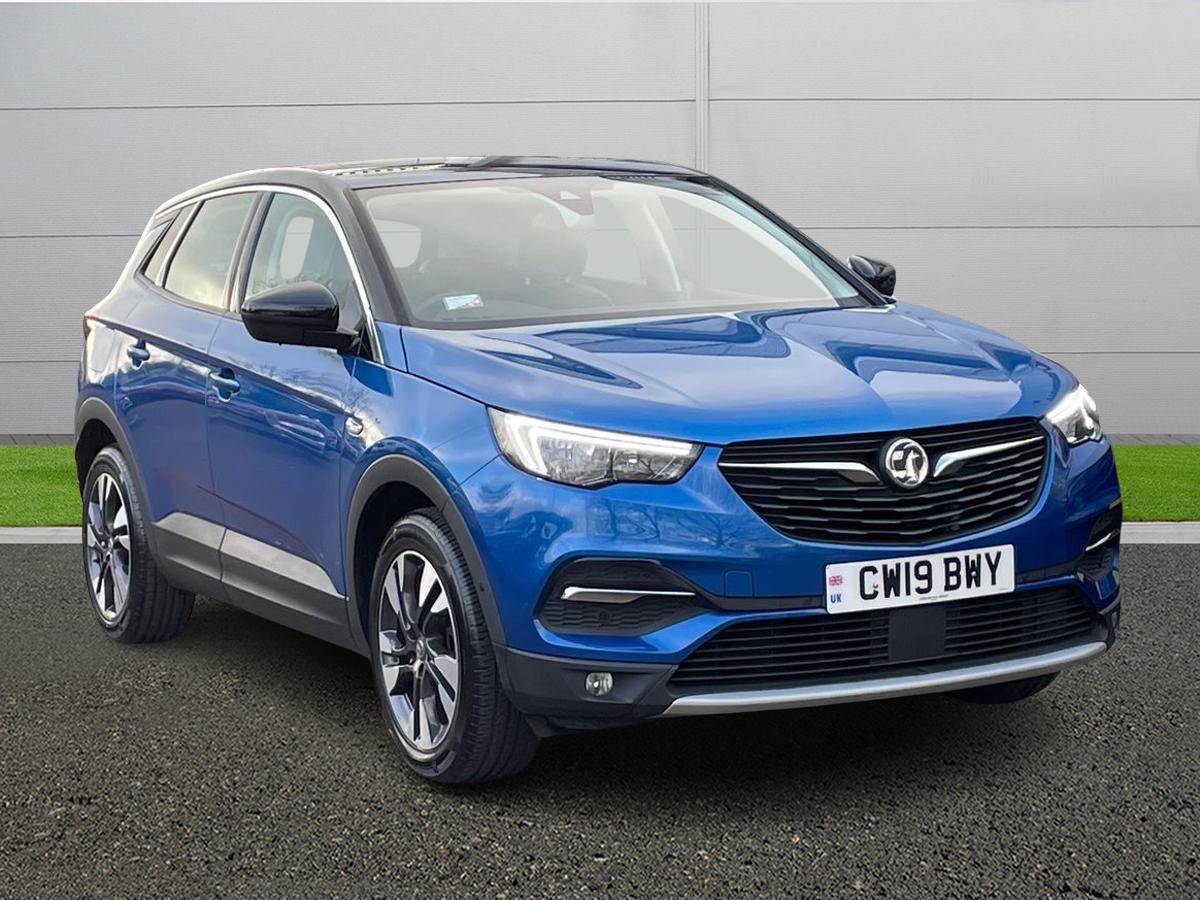 Main listing image - Vauxhall Grandland X