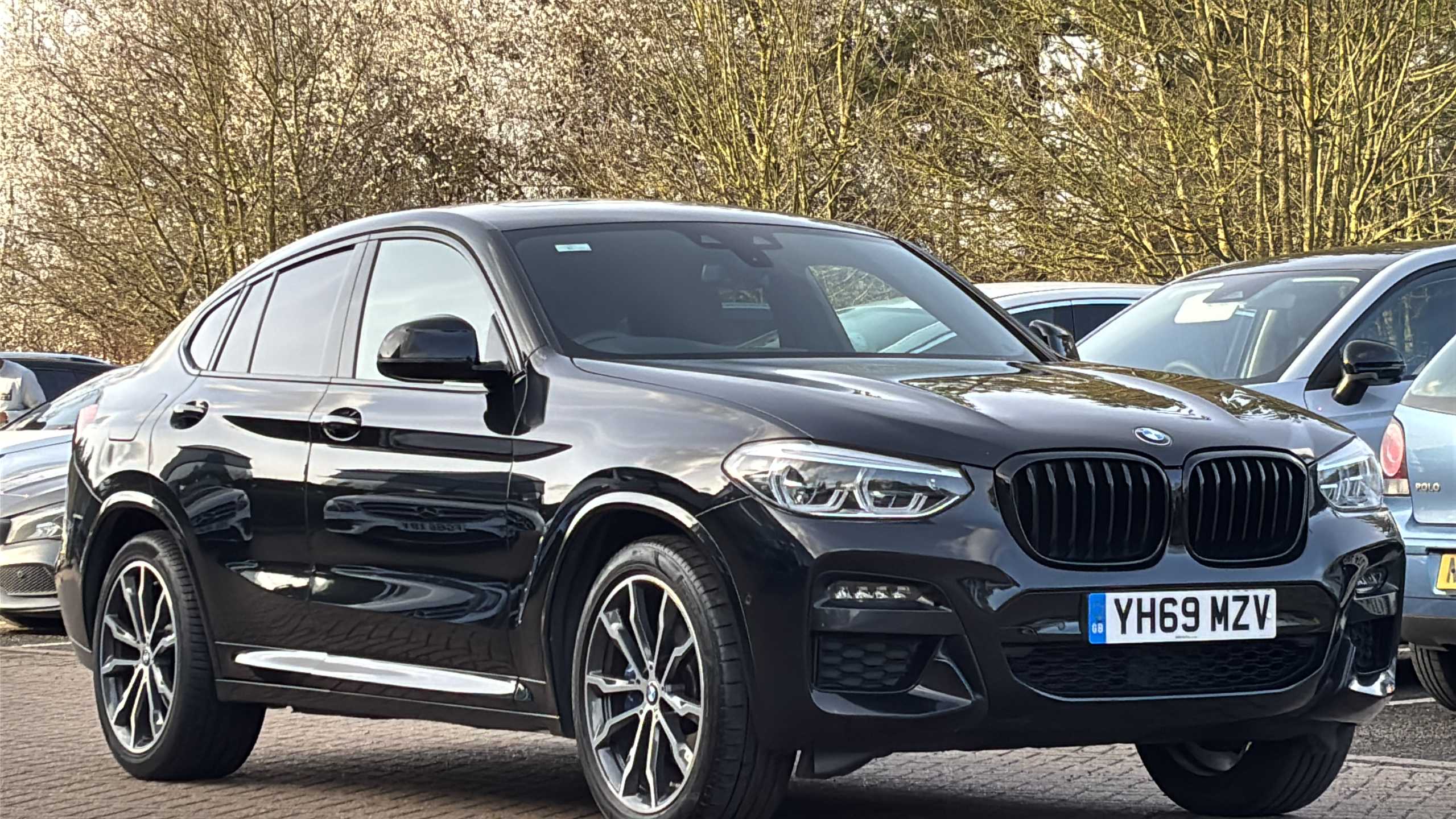 Main listing image - BMW X4