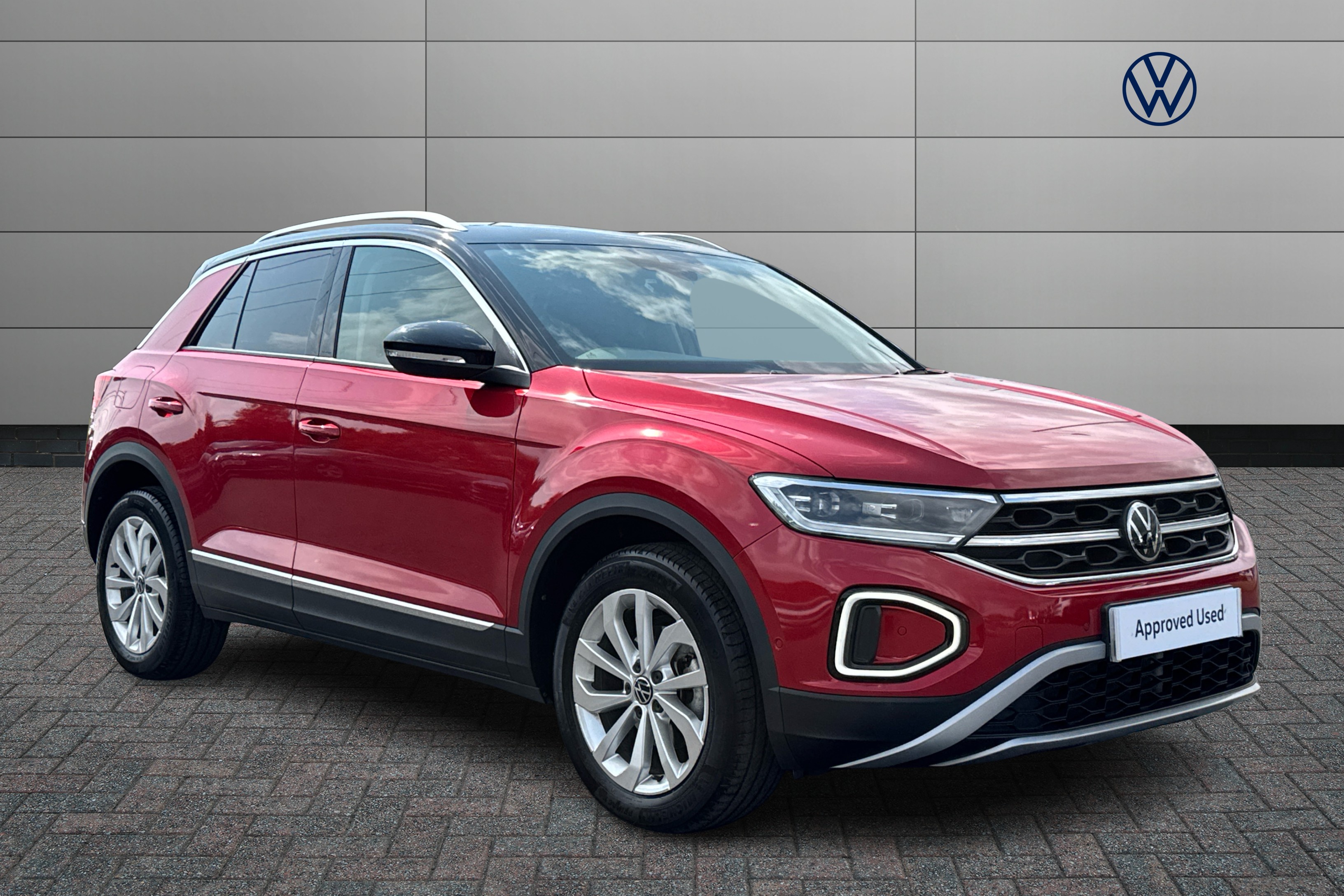 Main listing image - Volkswagen T-Roc