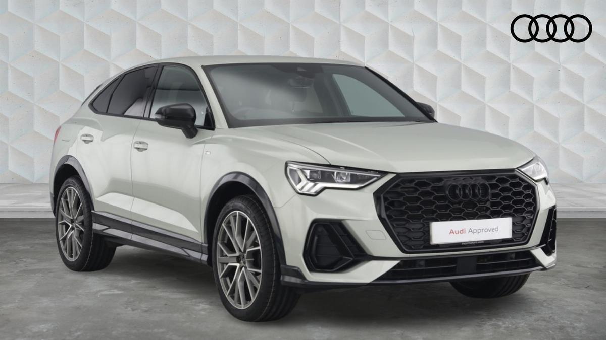 Main listing image - Audi Q3