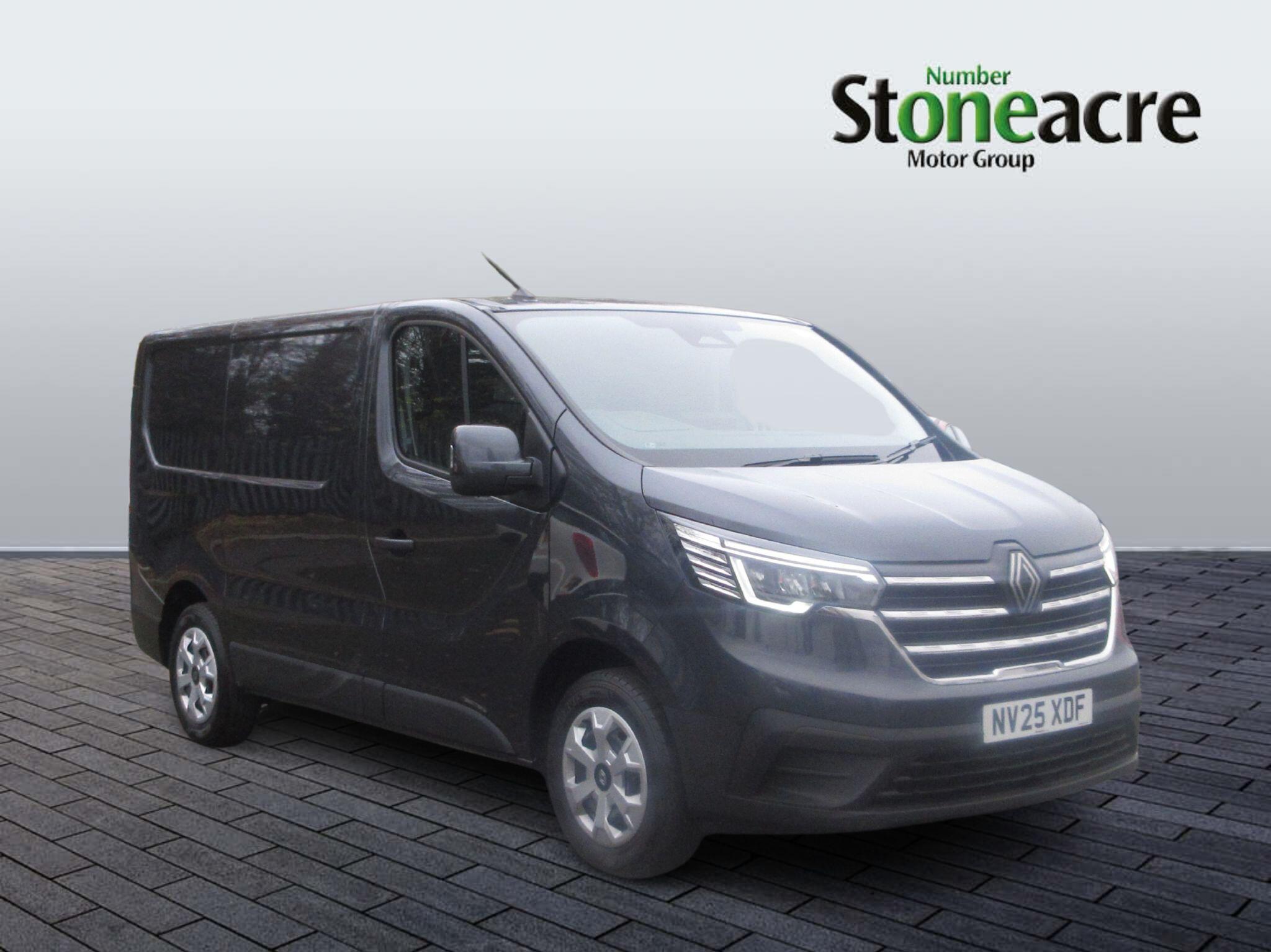 Main listing image - Renault Trafic