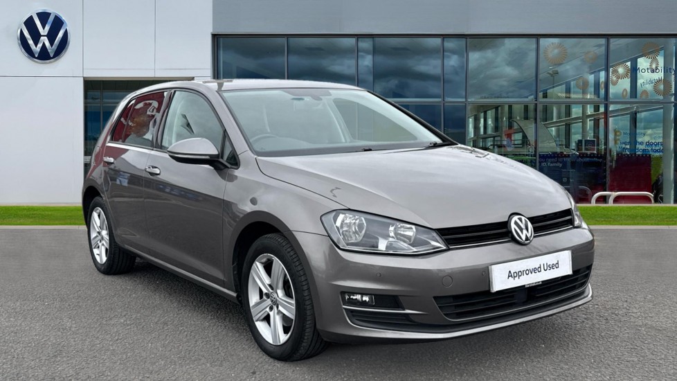 Main listing image - Volkswagen Golf