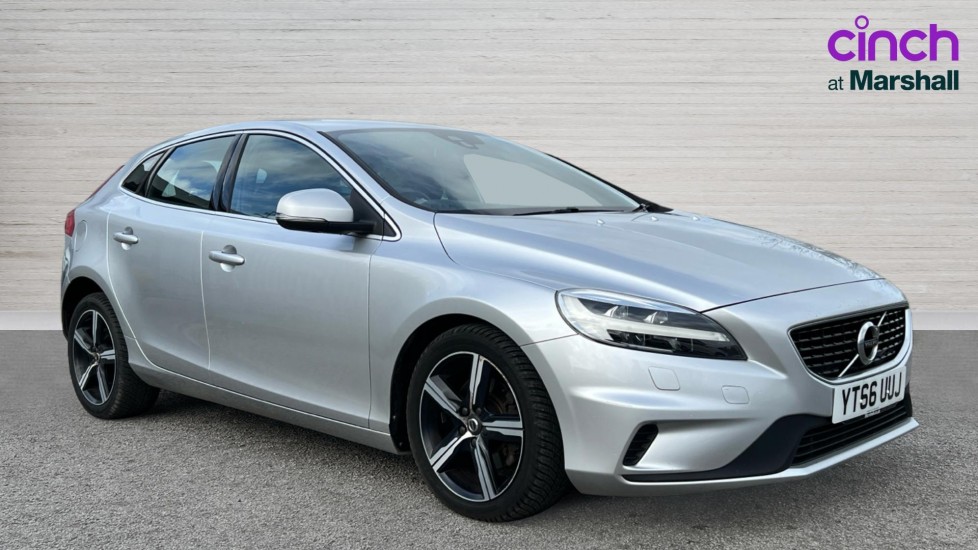 Main listing image - Volvo V40