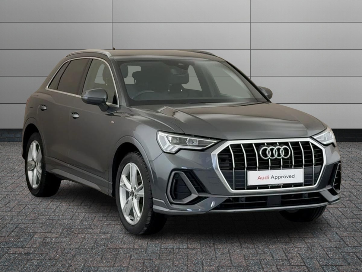 Main listing image - Audi Q3