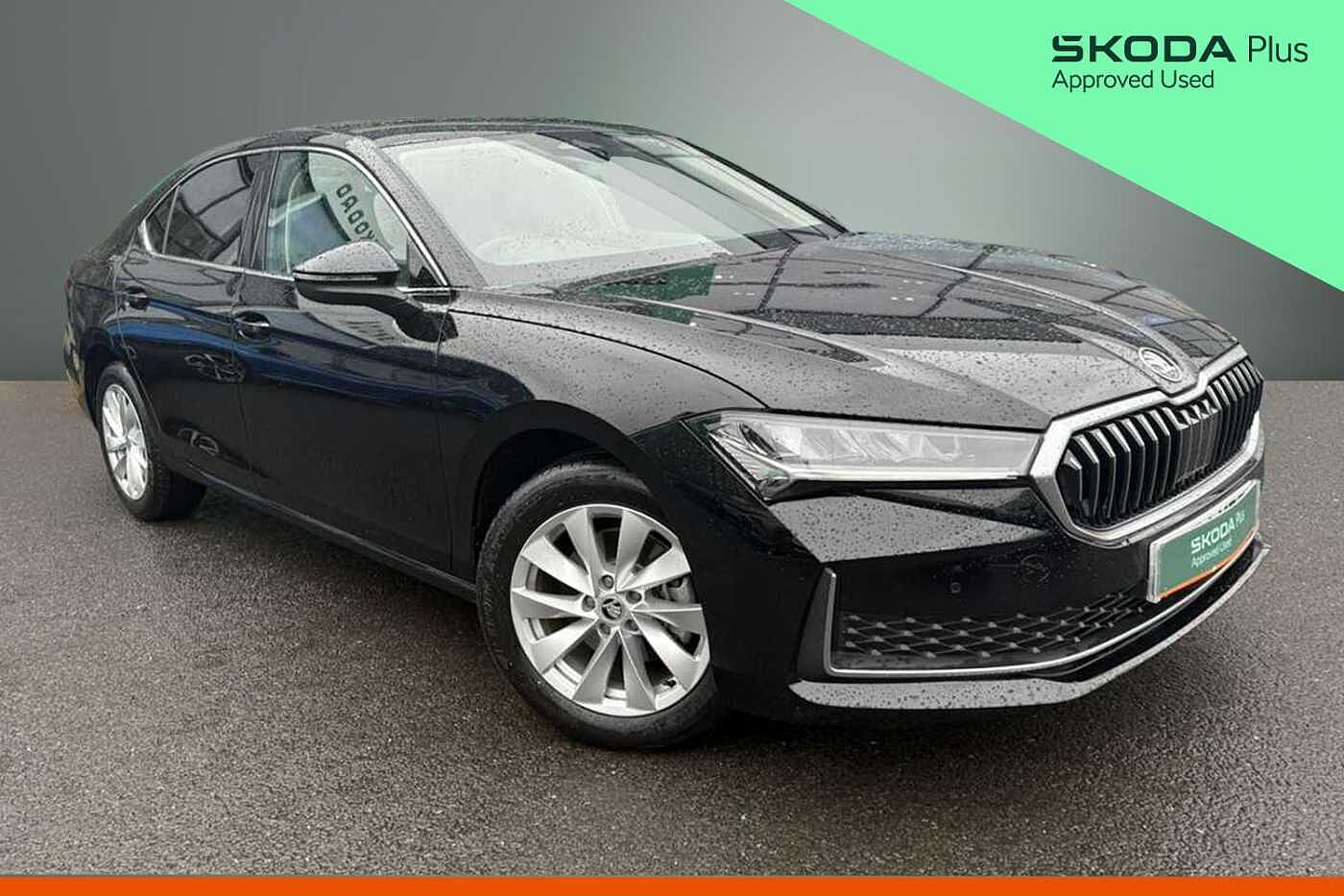 Main listing image - Skoda Superb