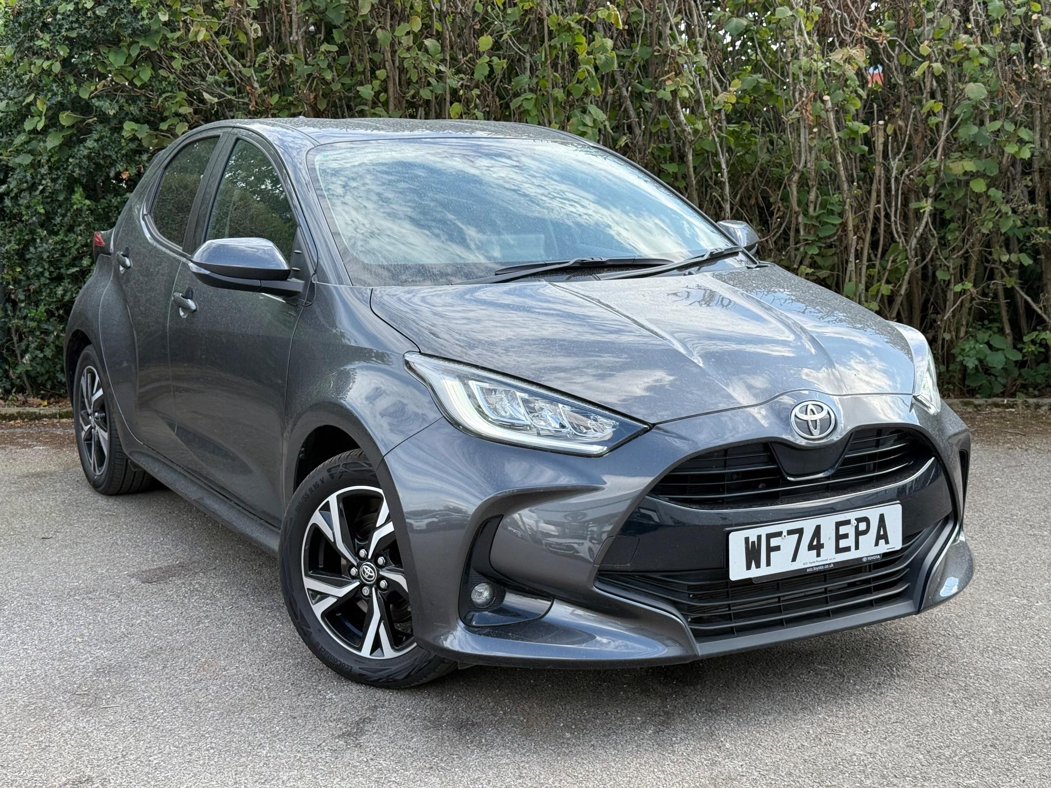 Main listing image - Toyota Yaris