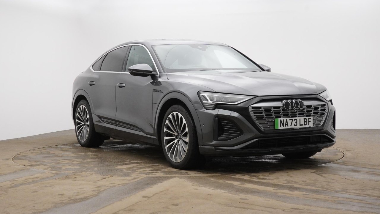 Main listing image - Audi Q8 e-tron