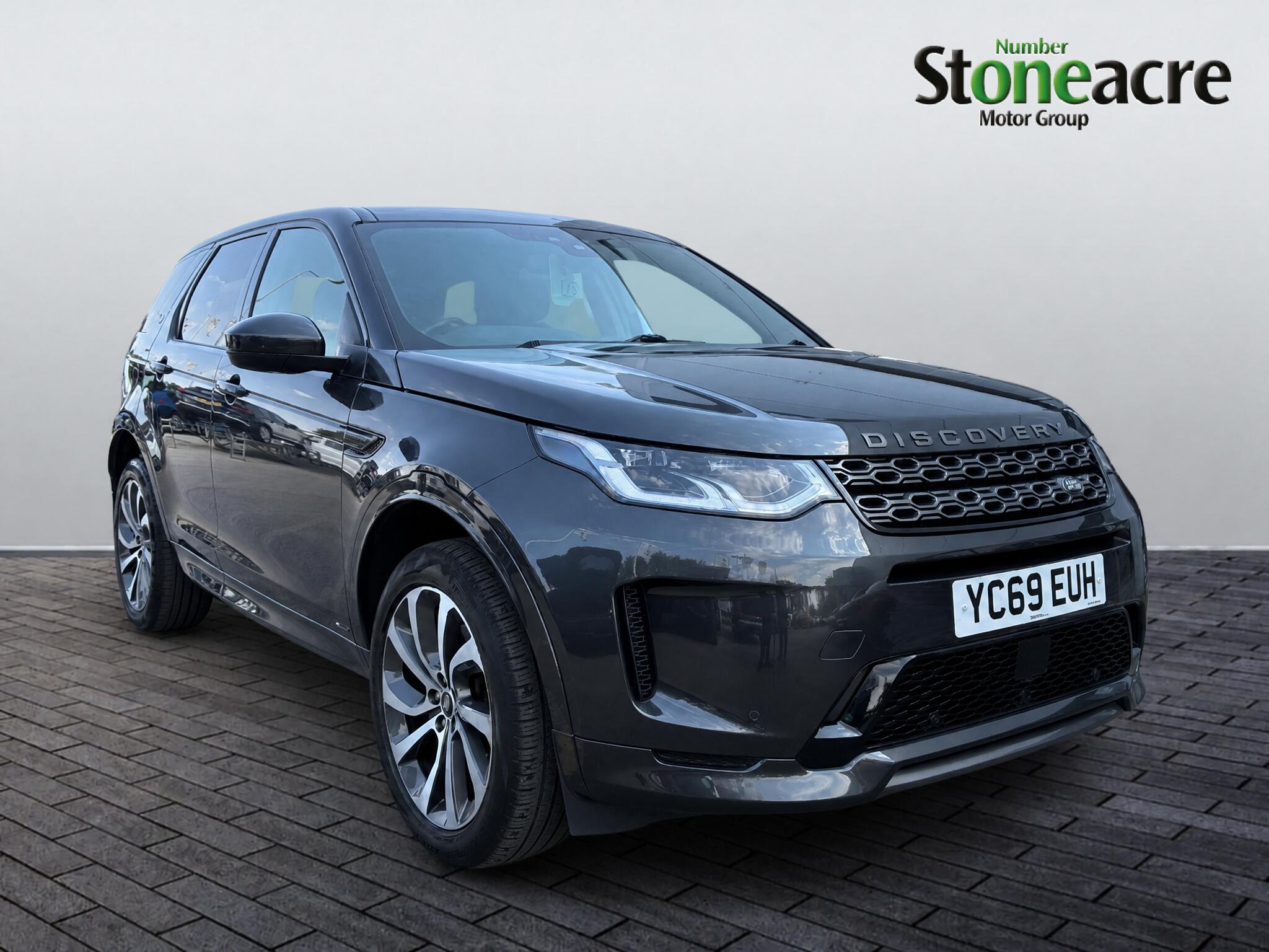 Main listing image - Land Rover Discovery Sport