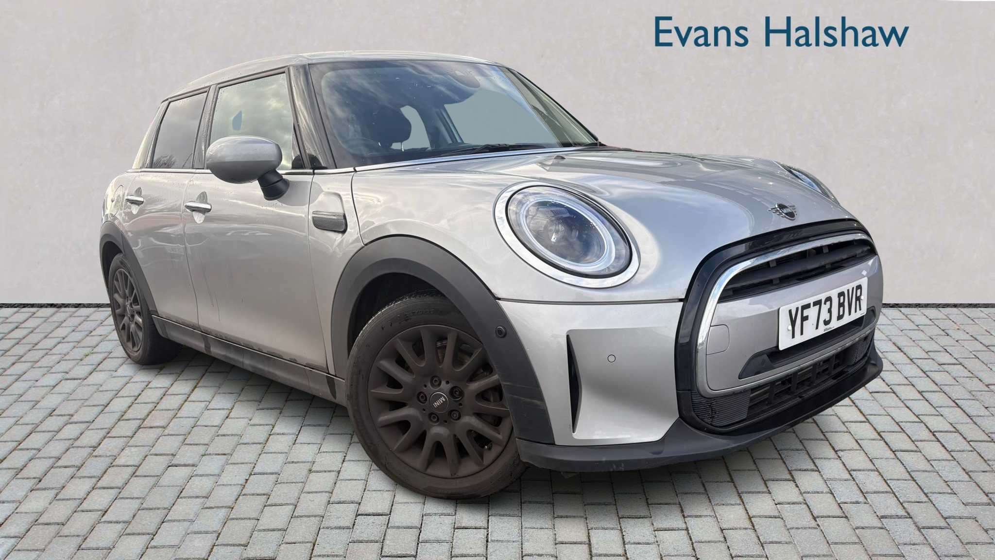 Main listing image - MINI Hatchback 5dr