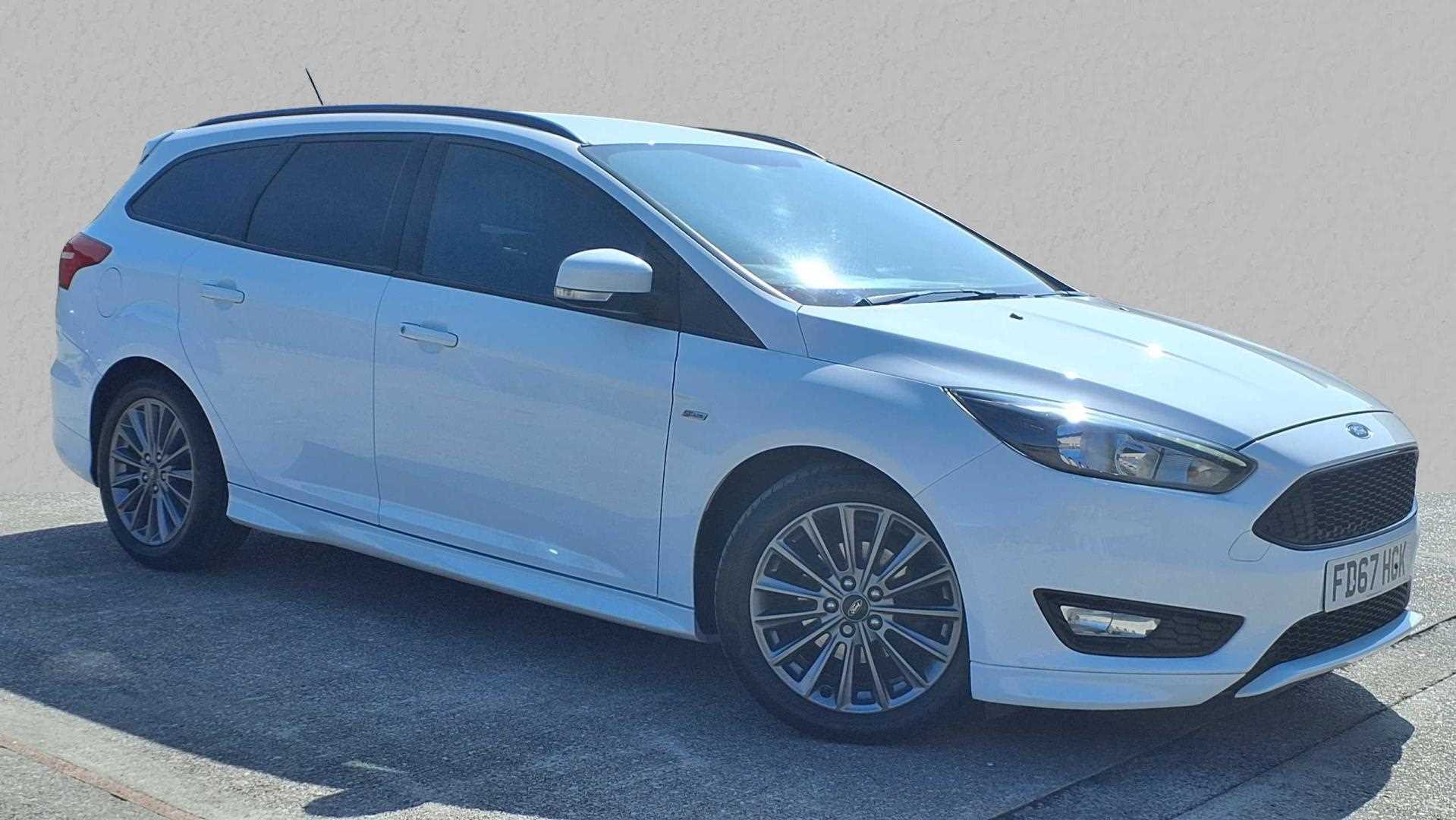 Main listing image - Ford Focus Estate
