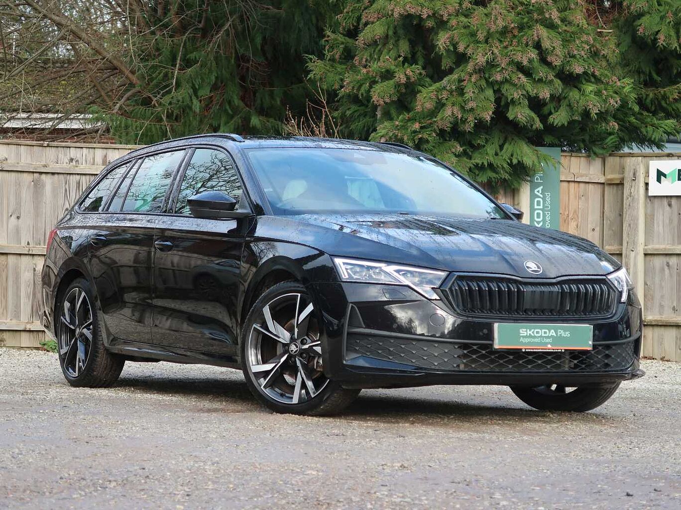 Main listing image - Skoda Octavia Estate