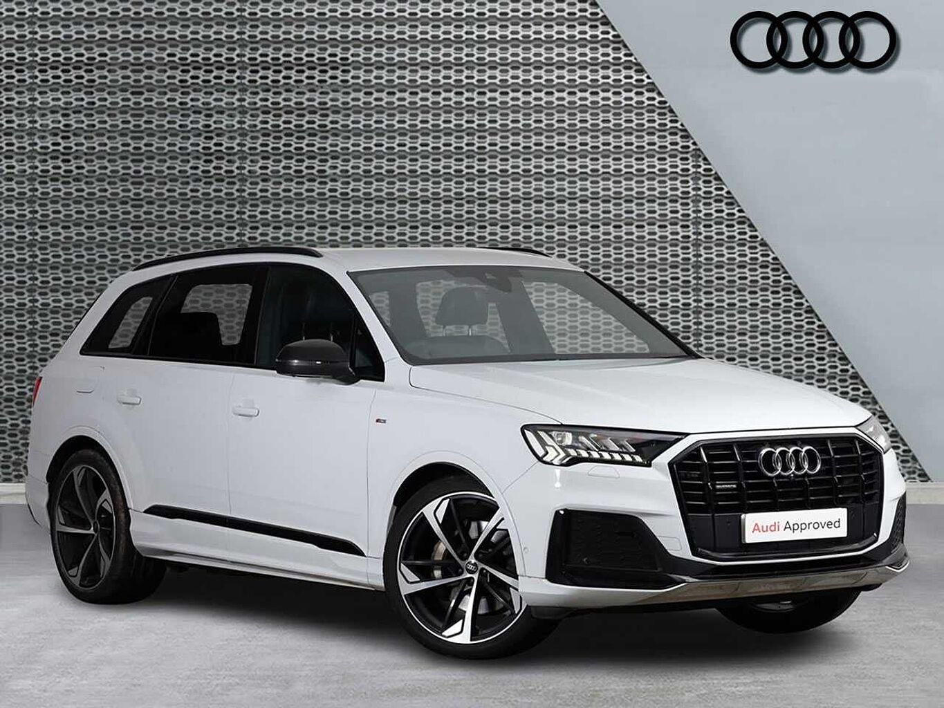 Main listing image - Audi Q7