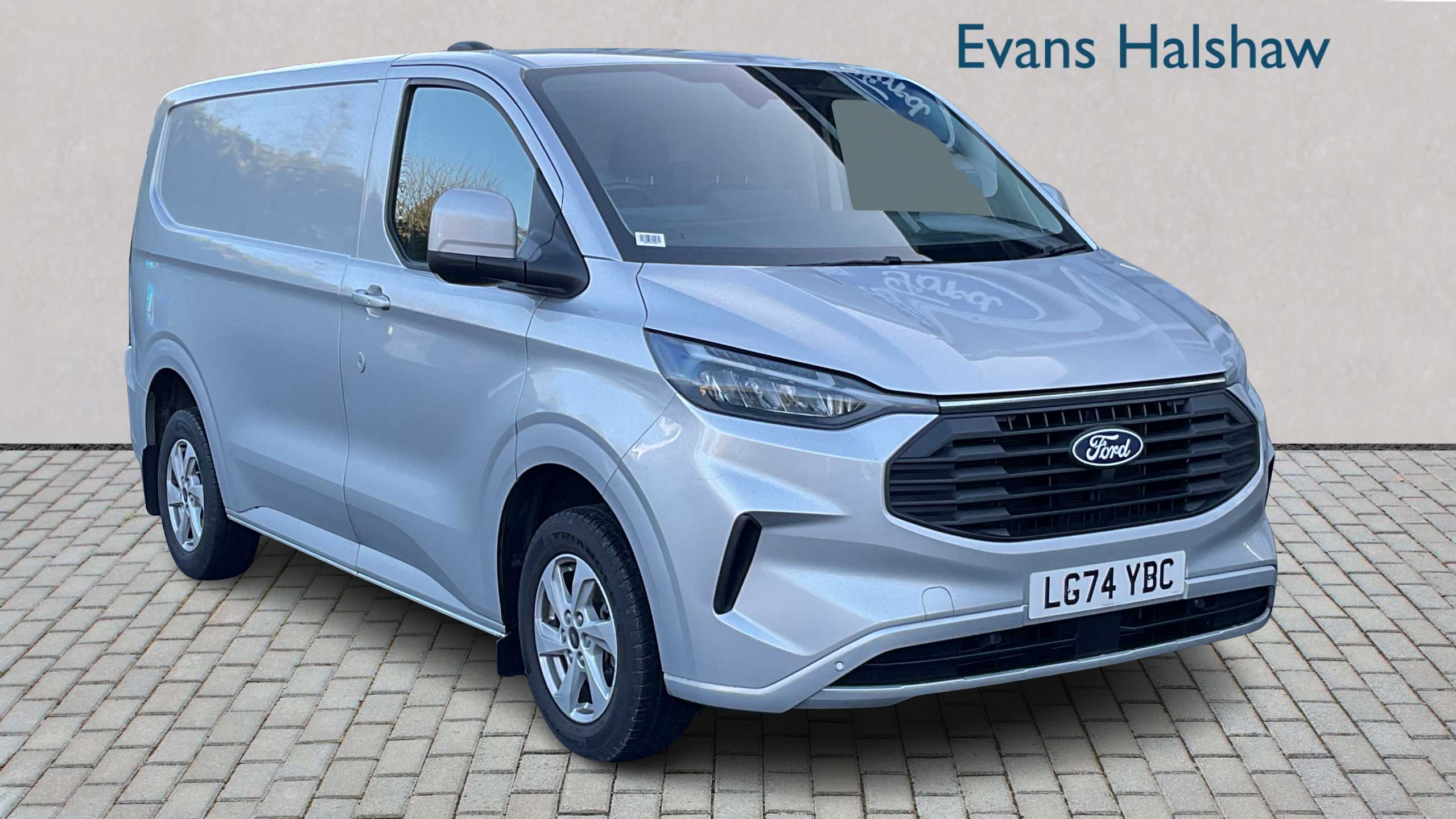 Main listing image - Ford Transit Custom