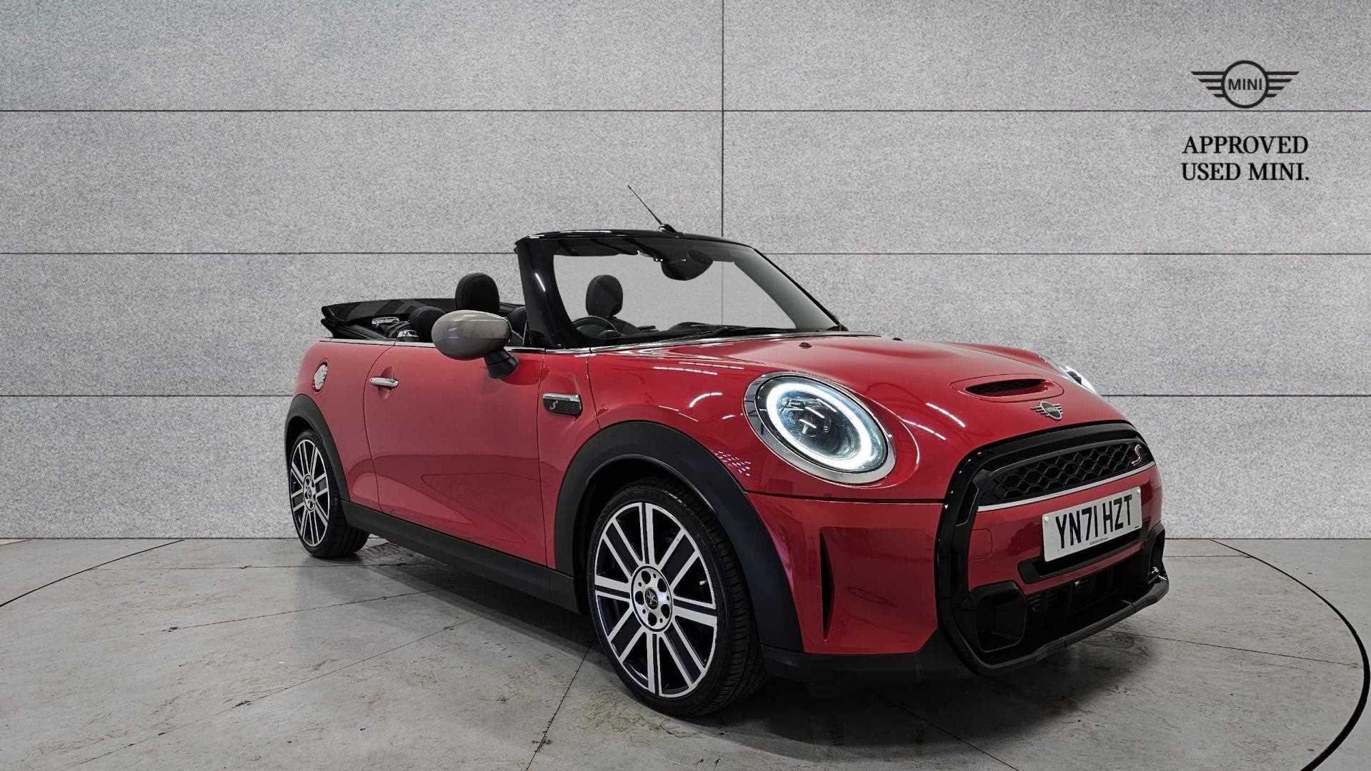 Main listing image - MINI Convertible