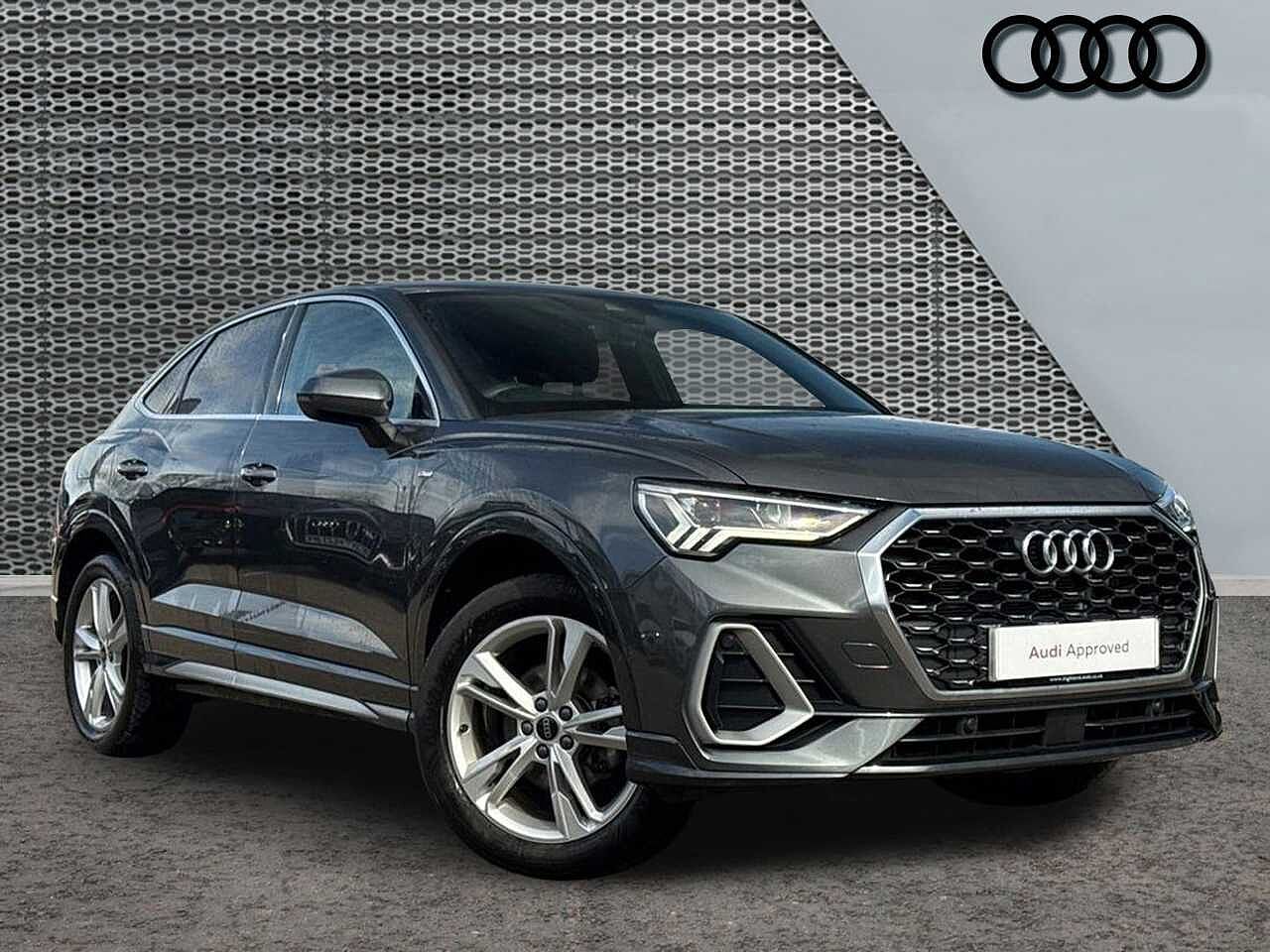 Main listing image - Audi Q3