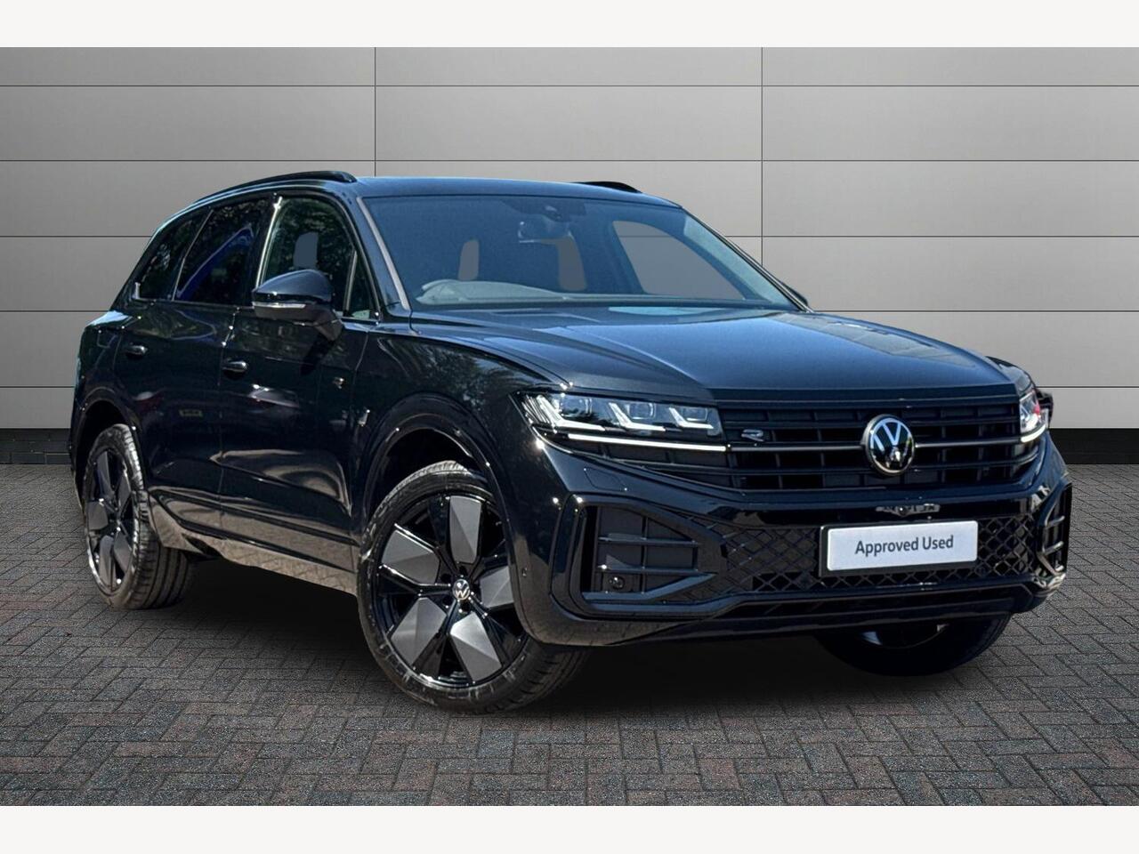 Main listing image - Volkswagen Touareg