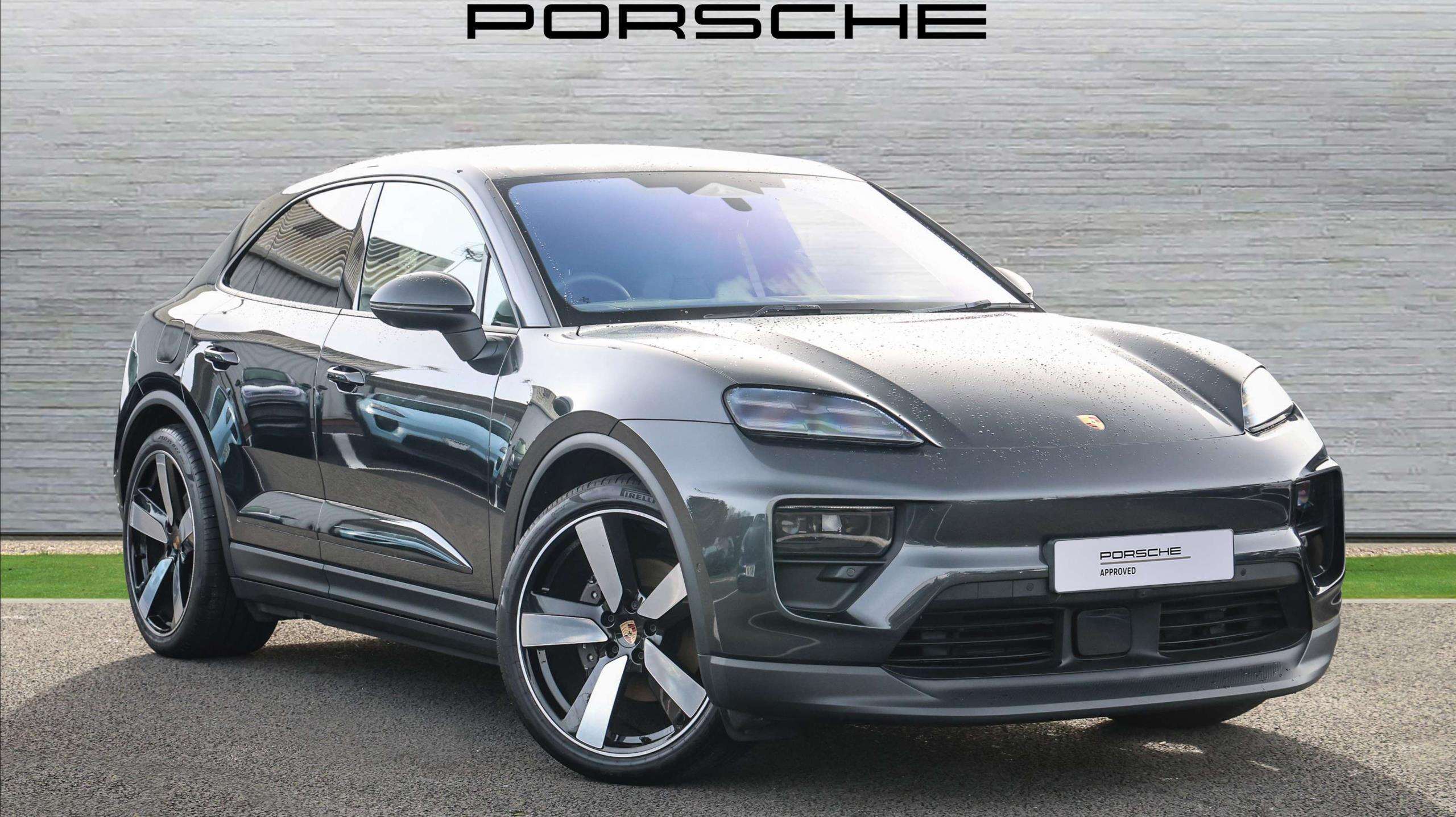 Main listing image - Porsche Macan
