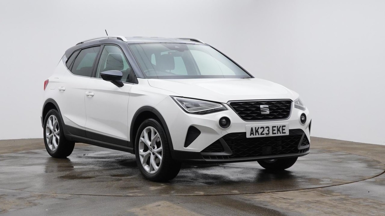 Main listing image - SEAT Arona
