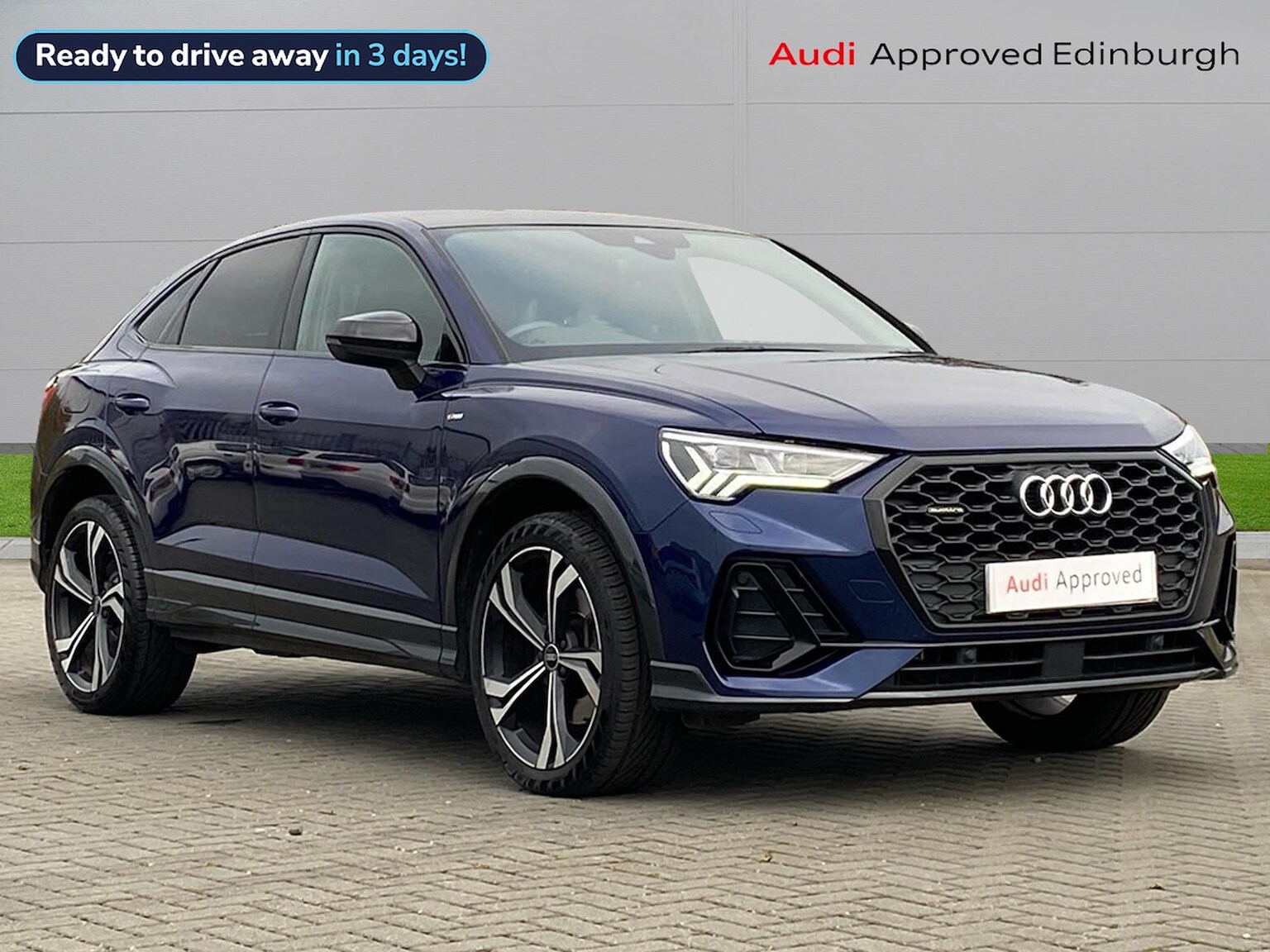 Main listing image - Audi Q3