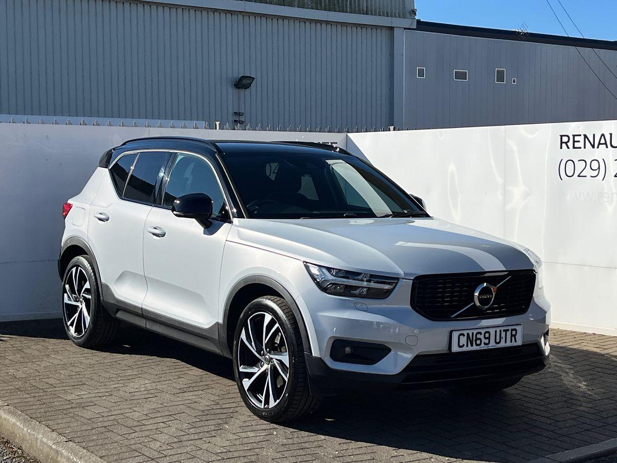 Main listing image - Volvo XC40